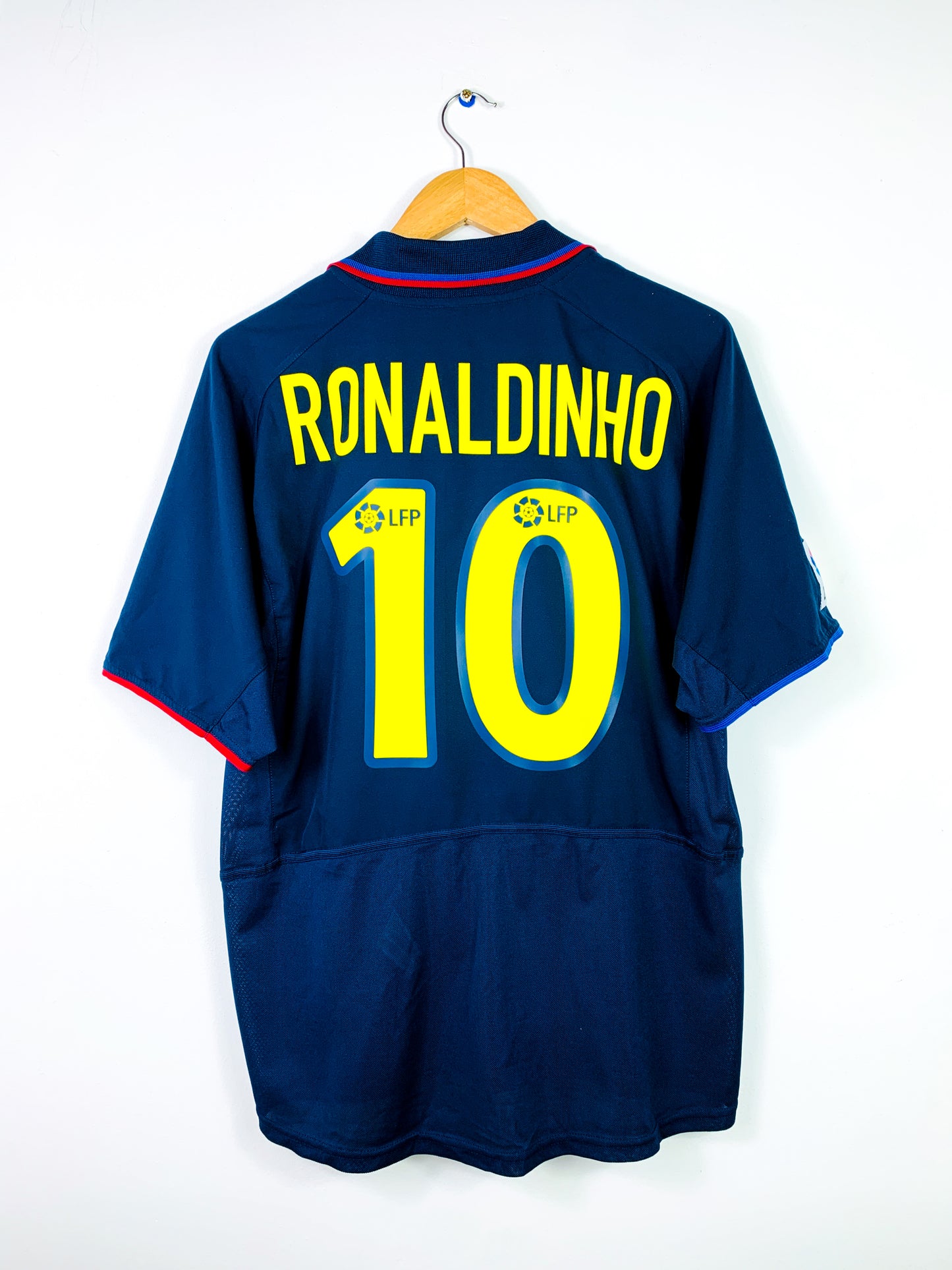 BARCELONA 2002/2004 AWAY SHIRT #10 RONALDINHO