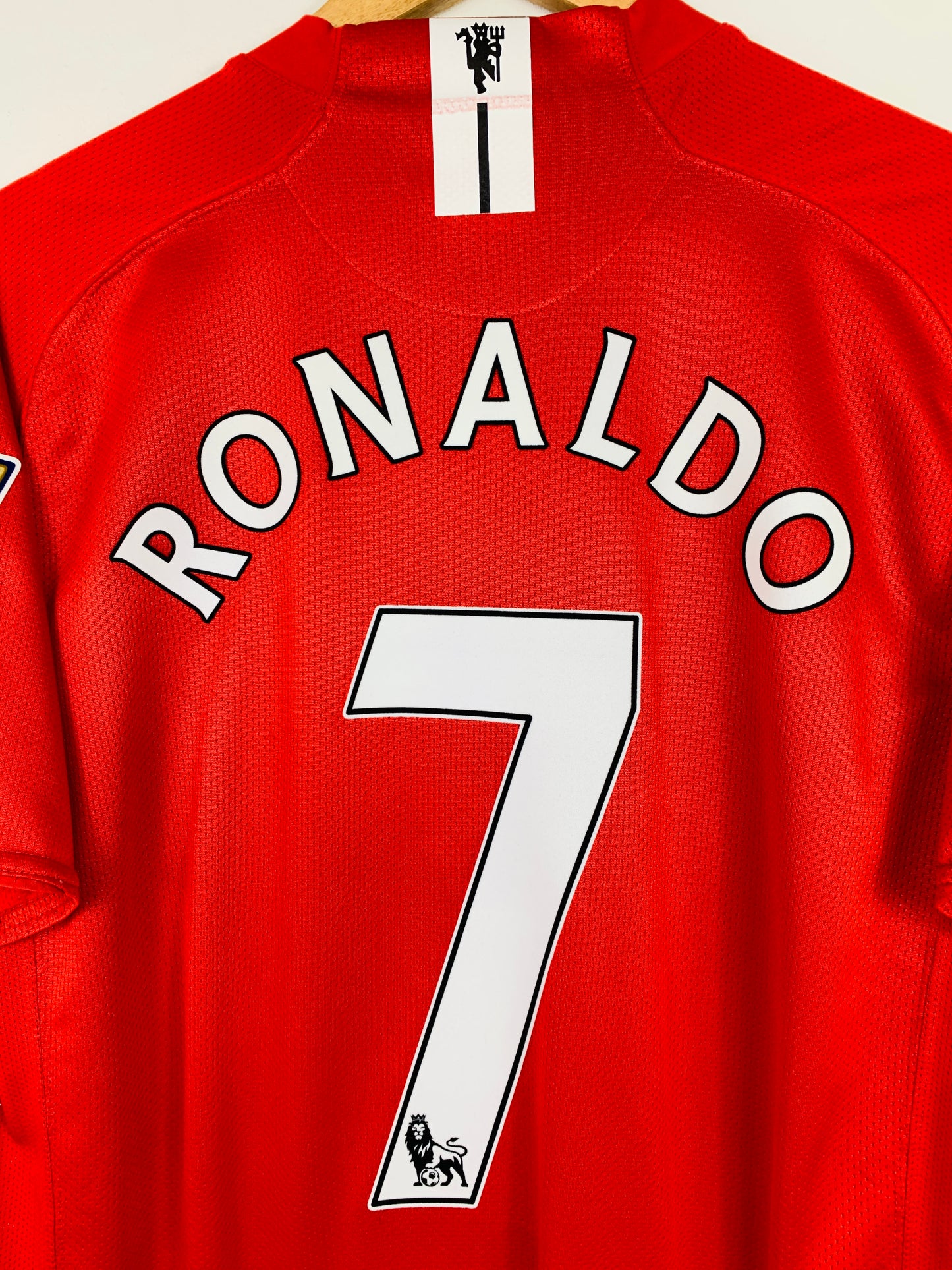 MANCHESTER UNITED 2007/2009 HOME SHIRT #7 RONALDO