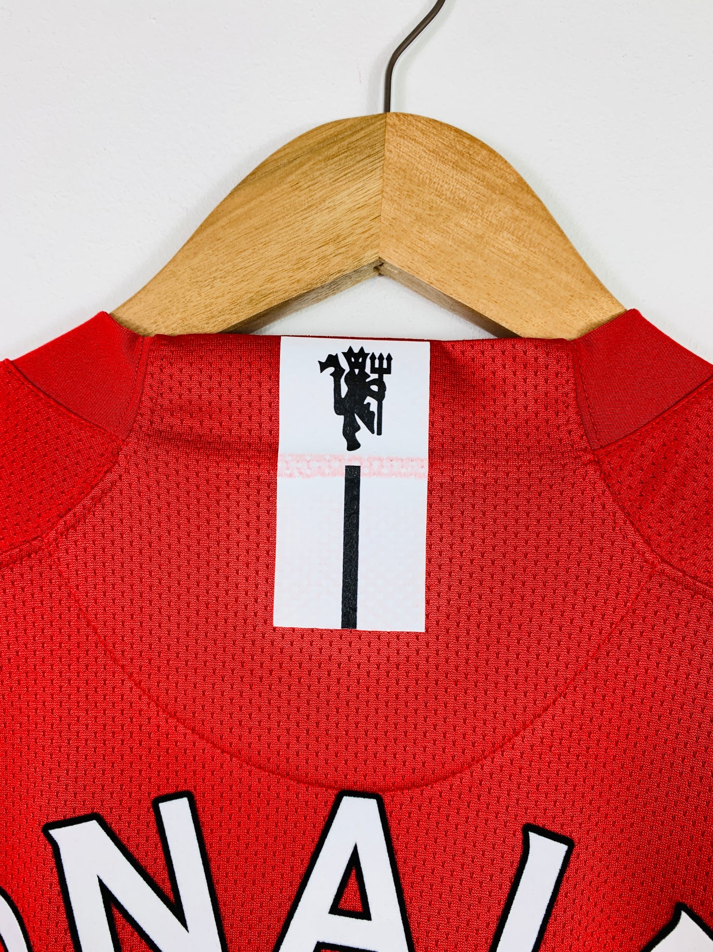 MANCHESTER UNITED 2007/2009 HOME SHIRT #7 RONALDO