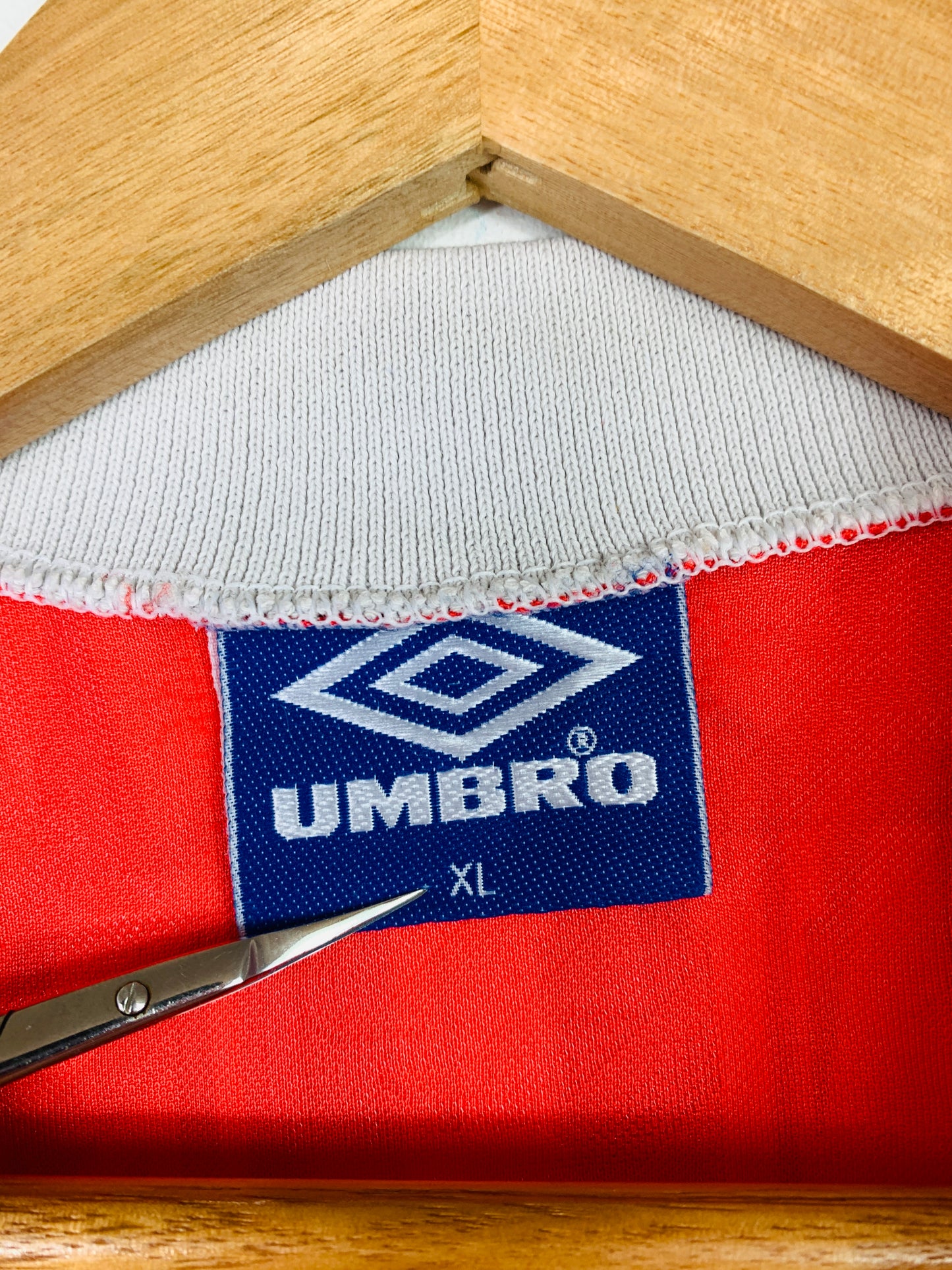 MANCHESTER UNITED 1992/1994 HOME SHIRT #7 CANTONA