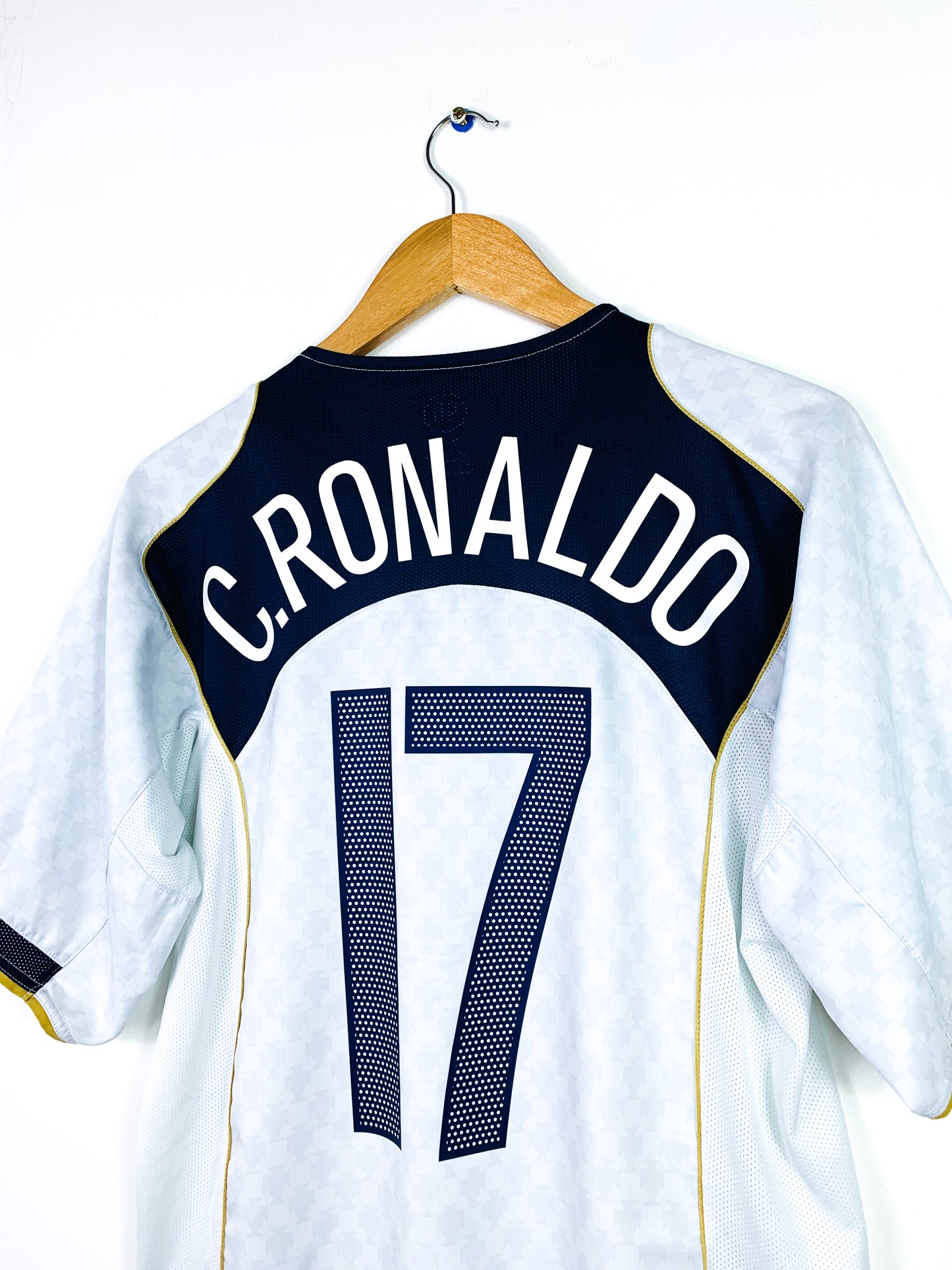 PORTUGAL 2004/2006 AWAY SHIRT #17 C.RONALDO