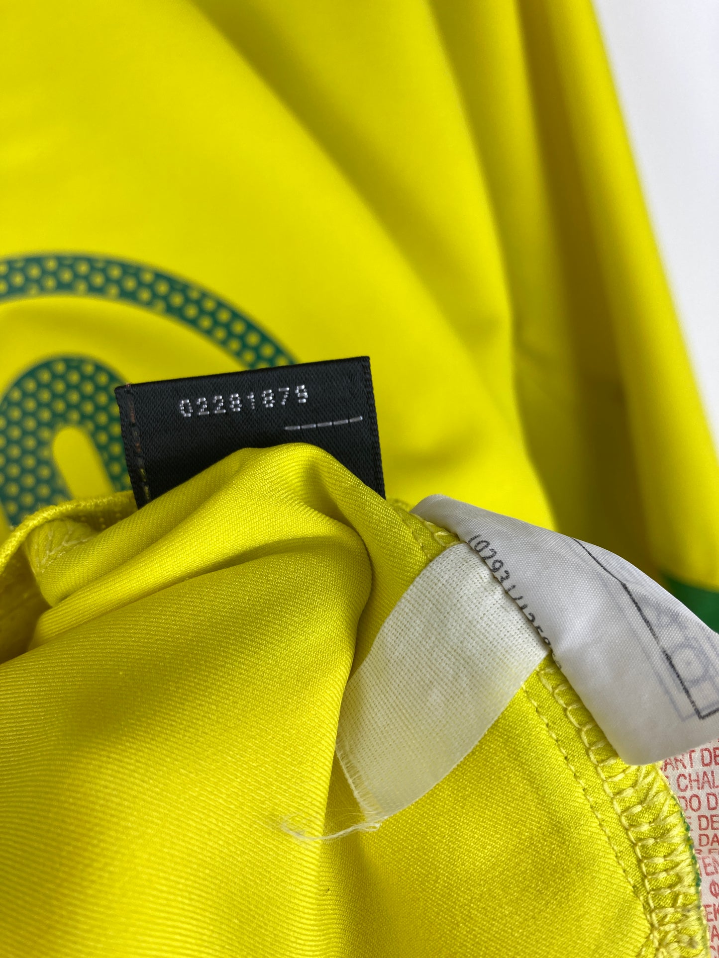 BRAZIL 2004/2006 HOME SHIRT #10 RONALDINHO