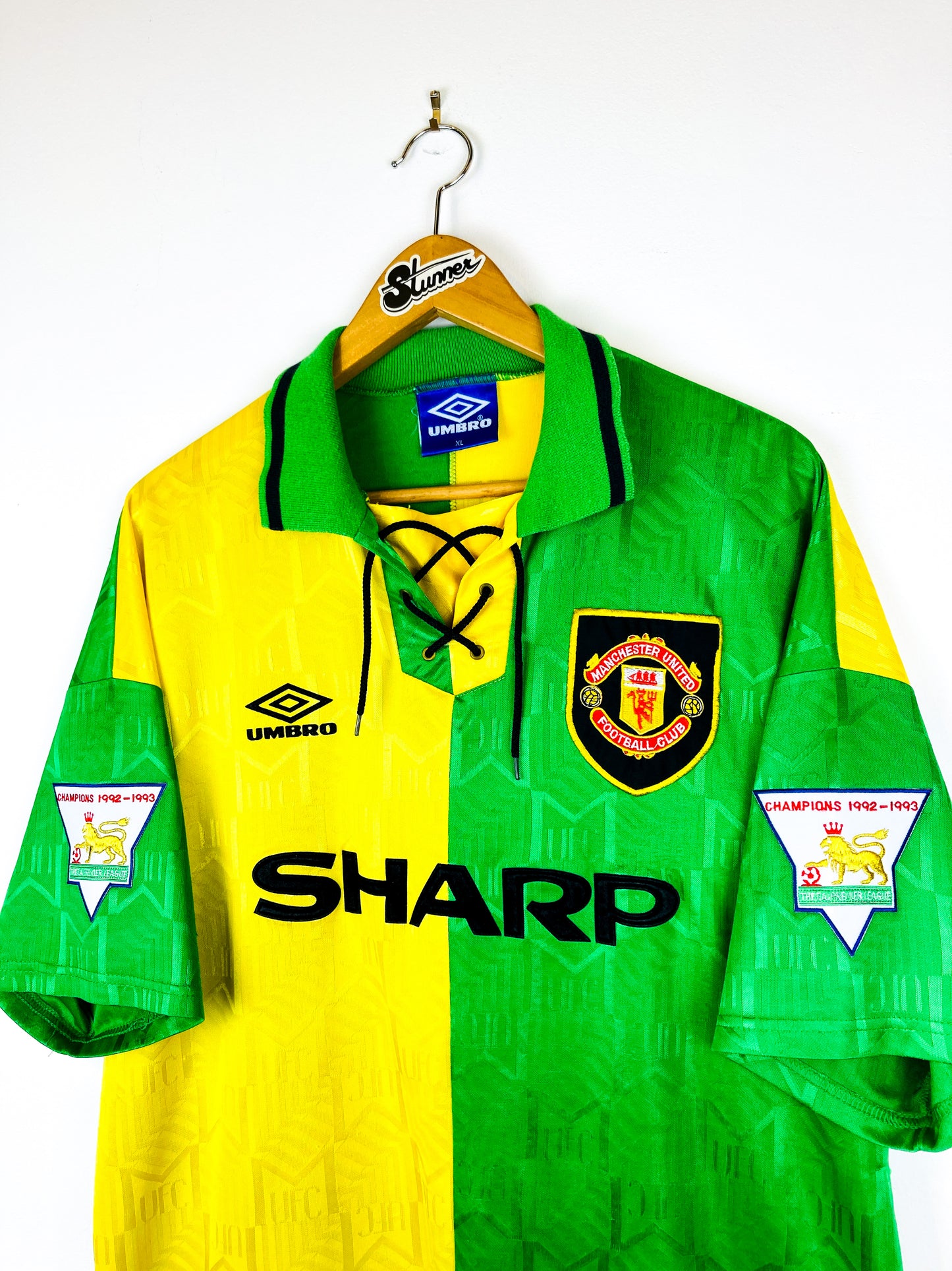 MANCHESTER UNITED 1992/1994 THIRD SHIRT #7 CANTONA