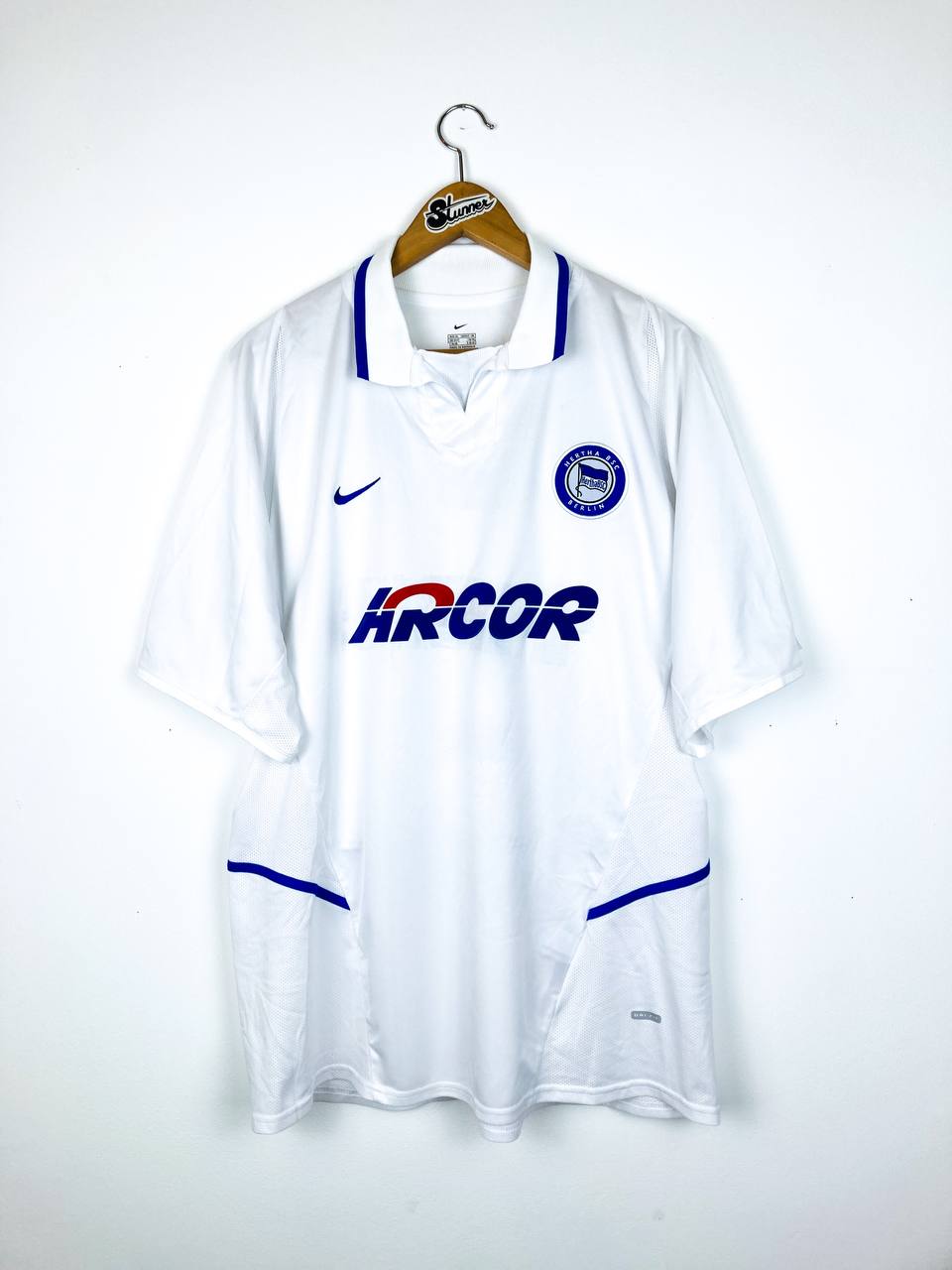 HERTHA BSC BERLIN 2002/2004 AWAY SHIRT