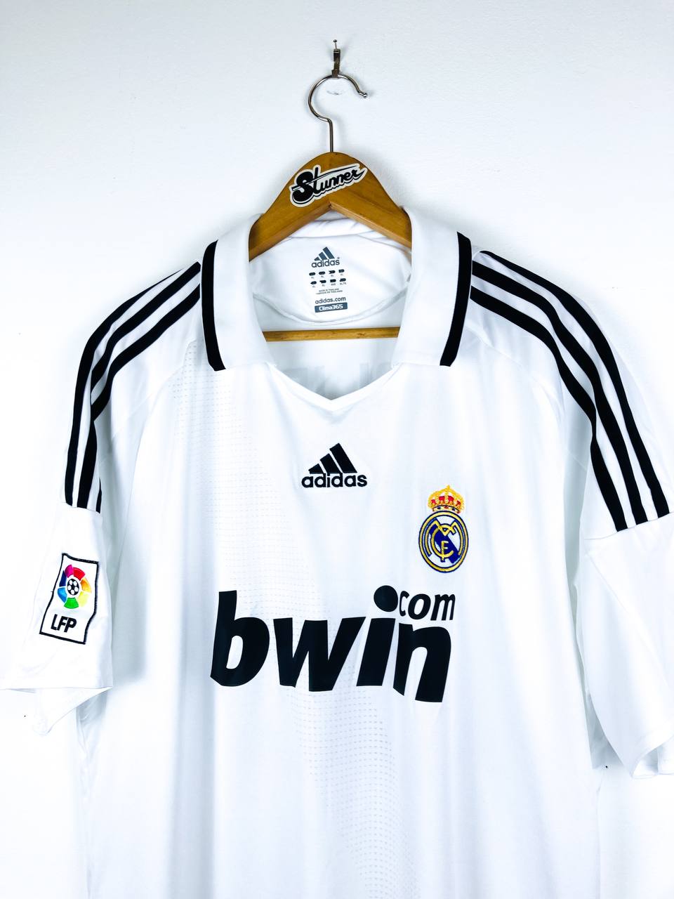 REAL MADRID 2008/2009 HOME SHIRT #23 SNEIJDER