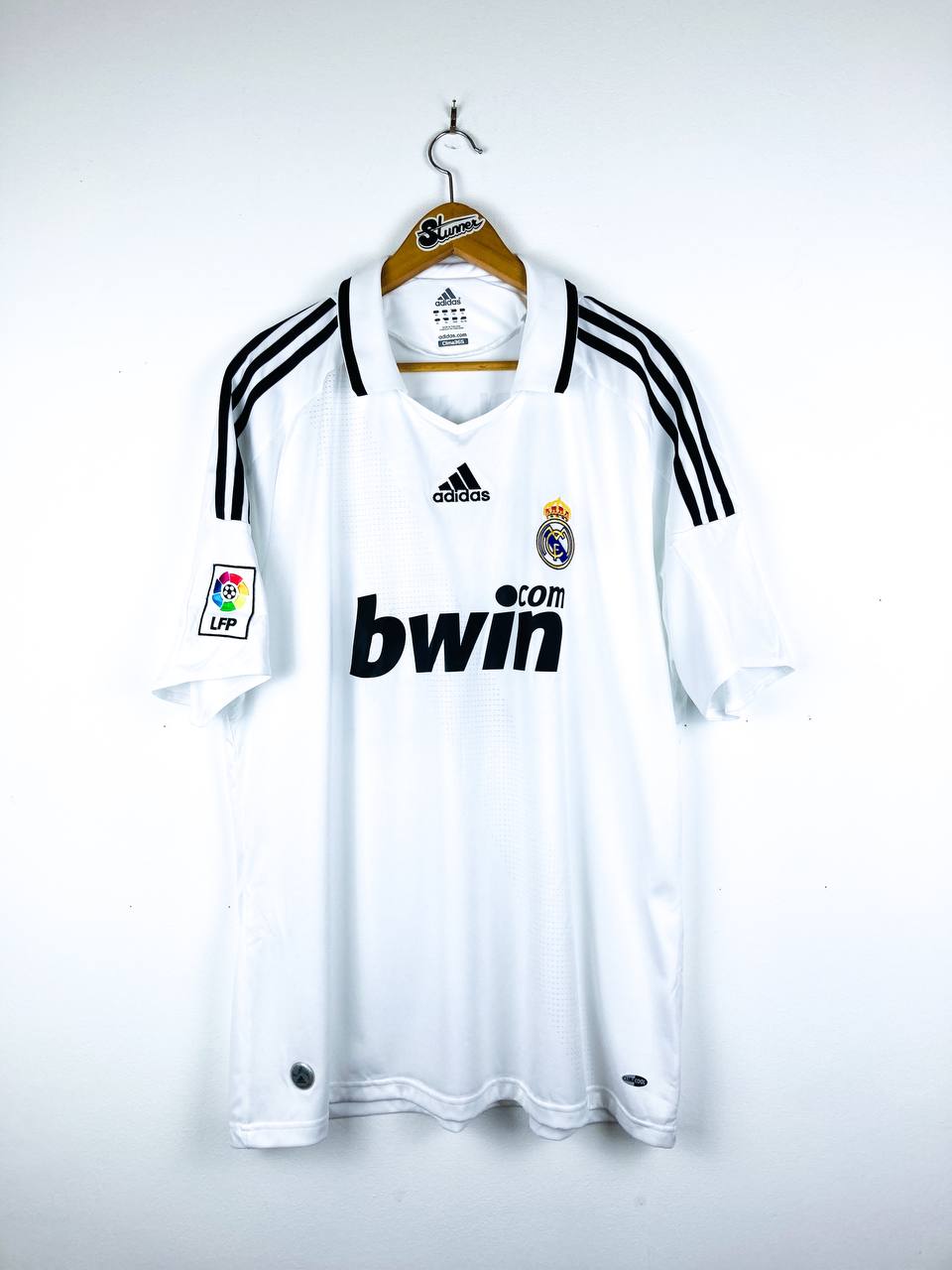 REAL MADRID 2008/2009 HOME SHIRT #23 SNEIJDER