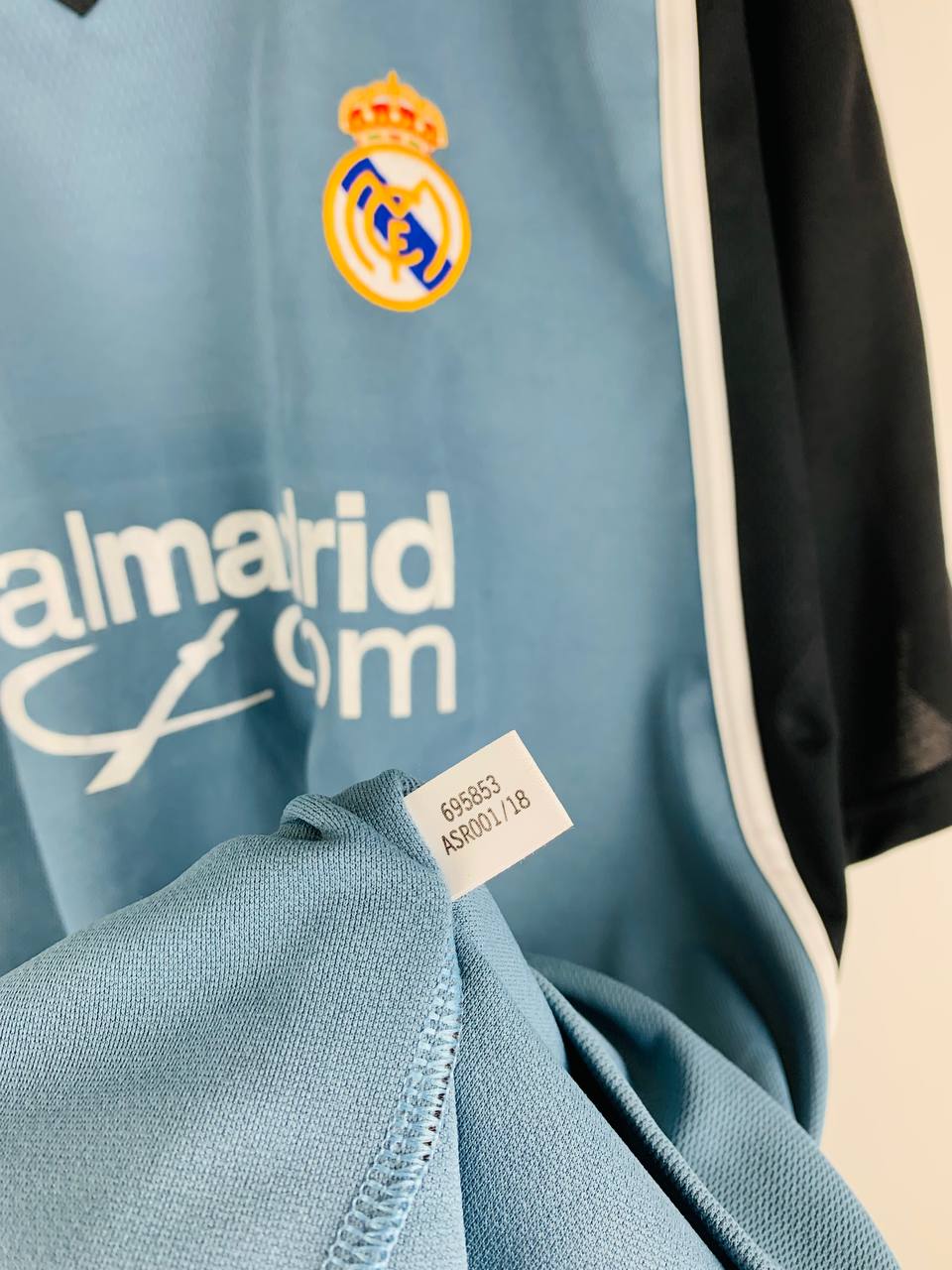 REAL MADRID 2001/2002 THIRD SHIRT #5 ZIDANE