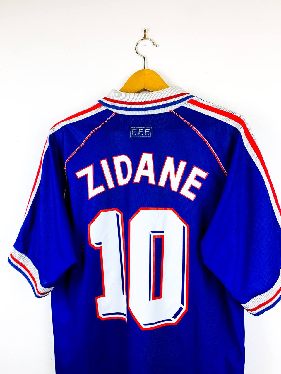 FRANCE 1998/2000 HOME SHIRT #10 ZIDANE