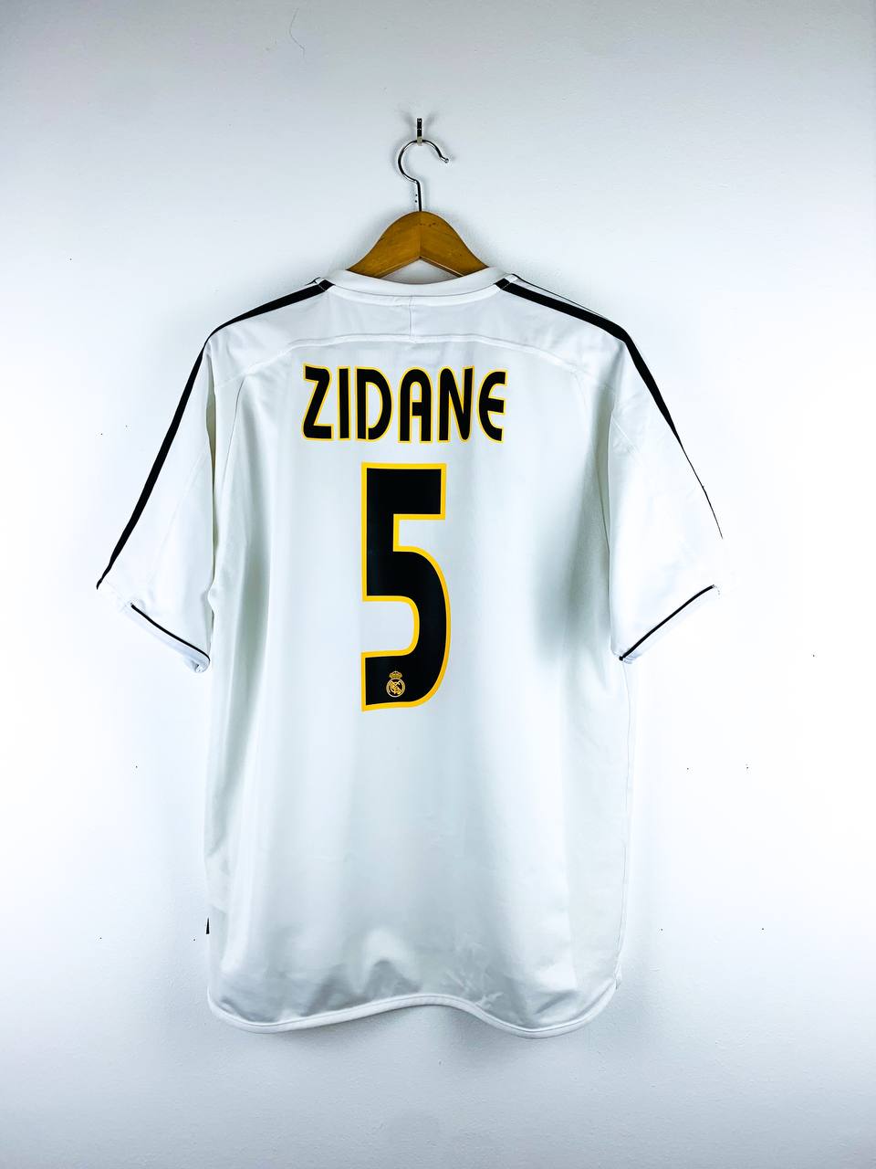 REAL MADRID 2003/2004 HOME SHIRT #5 ZIDANE