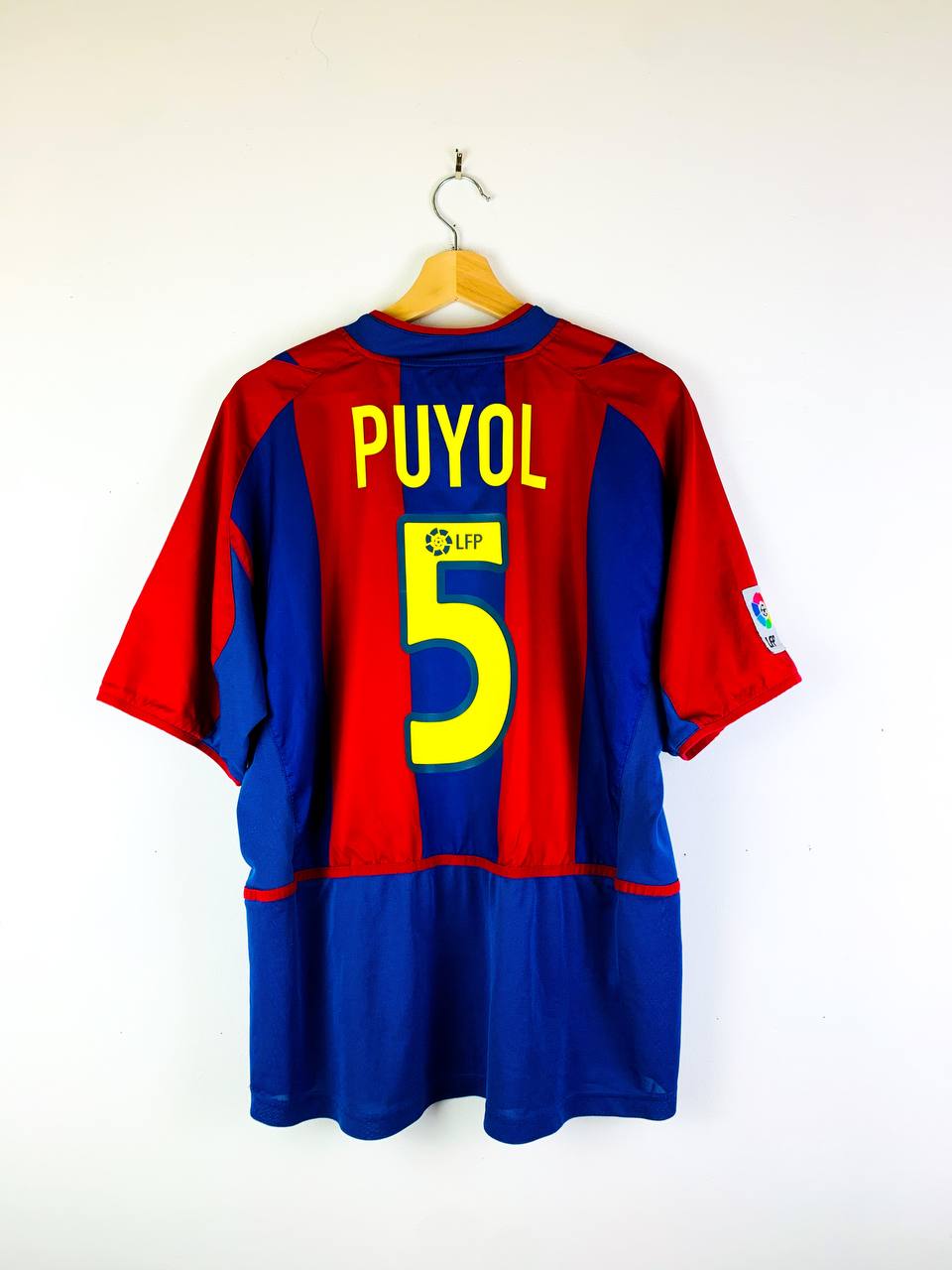 BARCELONA 2002/2003 HOME SHIRT #5 PUYOL