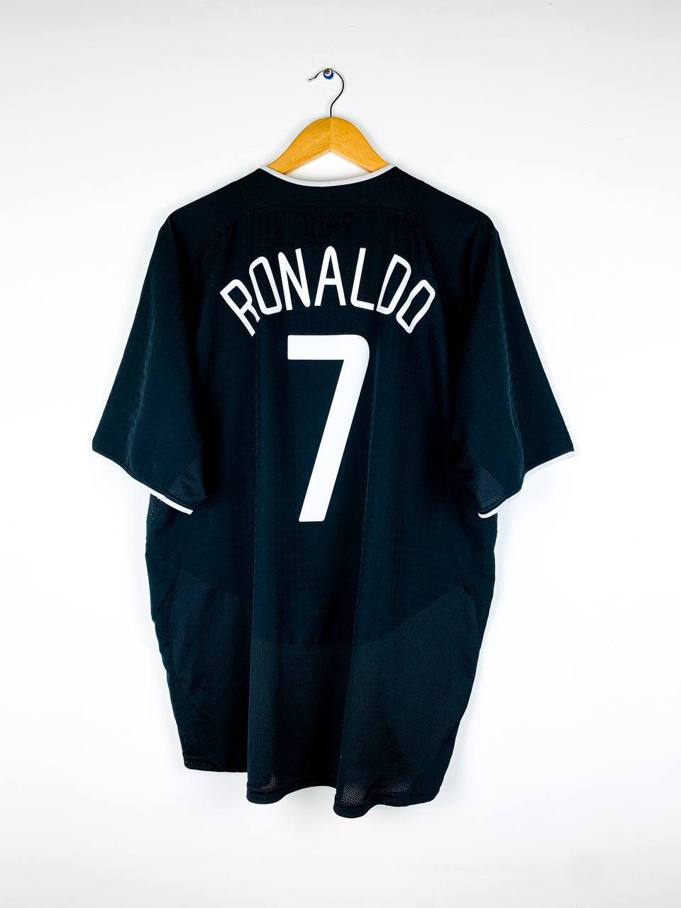 Ronaldo away jersey online