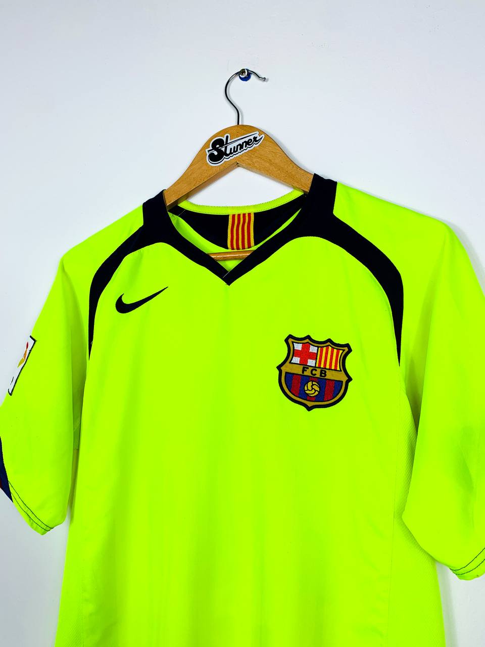 BARCELONA 2005/2006 AWAY SHIRT #30 MESSI