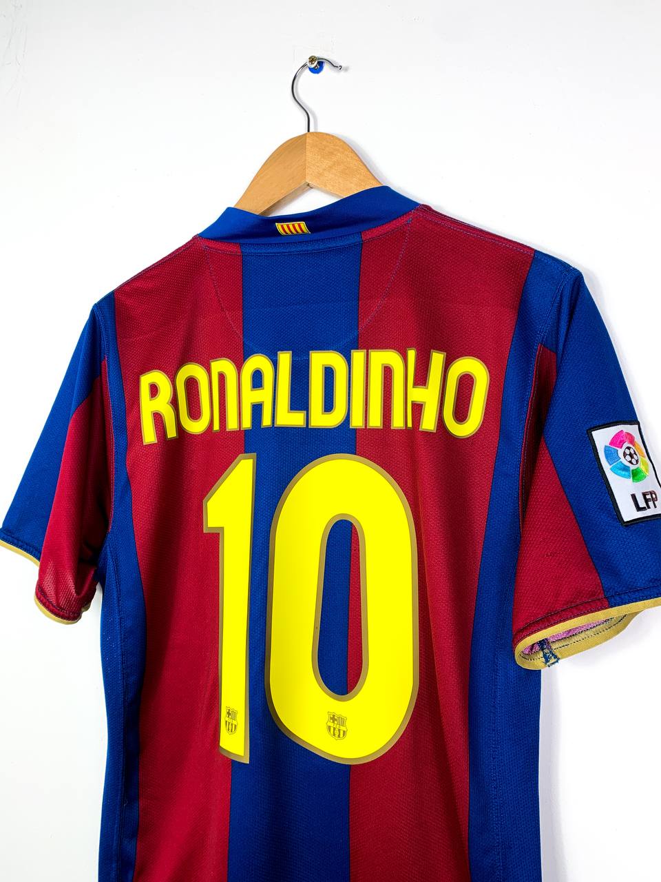 BARCELONA 2007/2008 HOME SHIRT #10 RONALDINHO