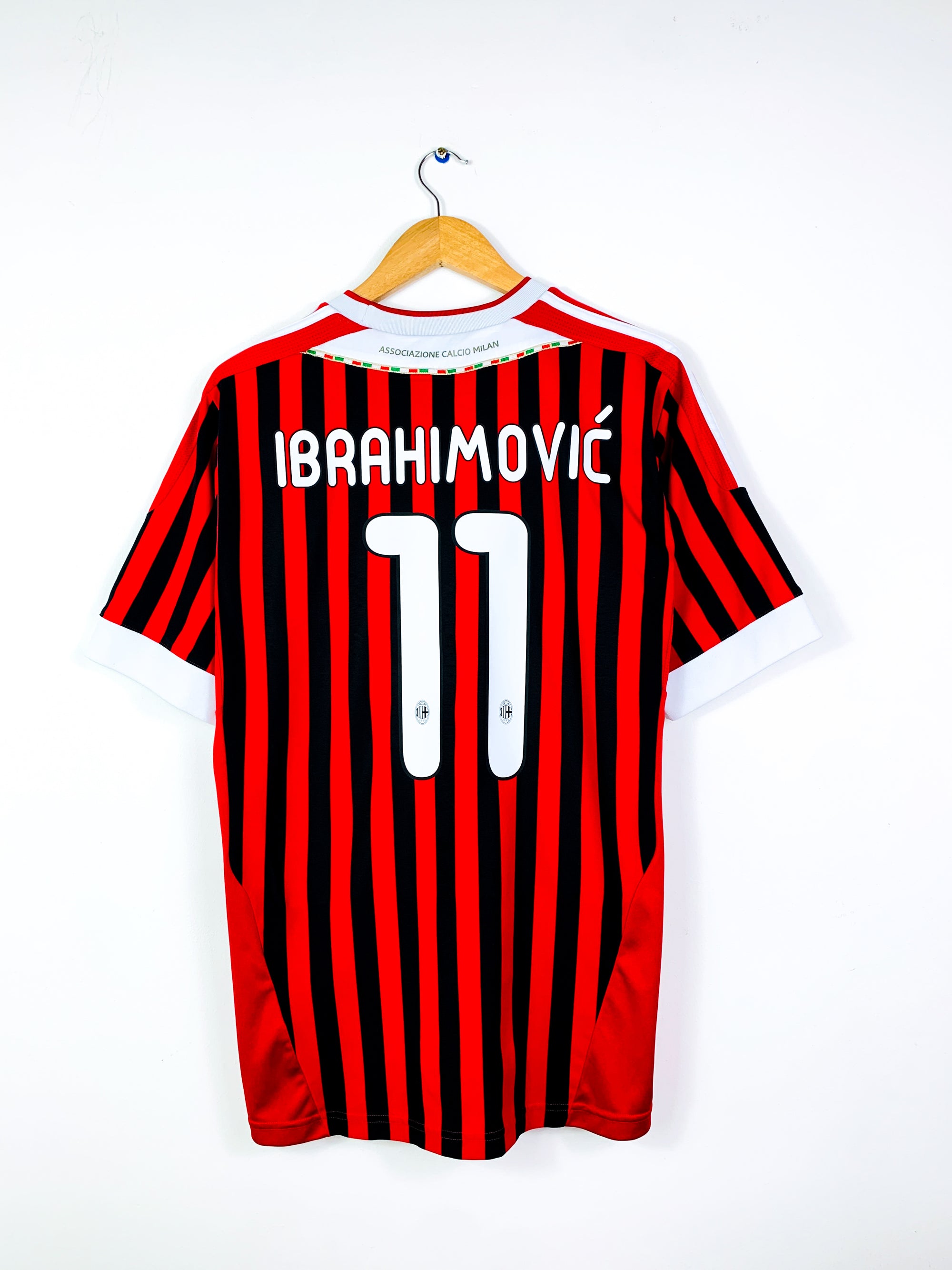 AC MILAN 2011/2012 HOME SHIRT #11 IBRAHIMOVIC
