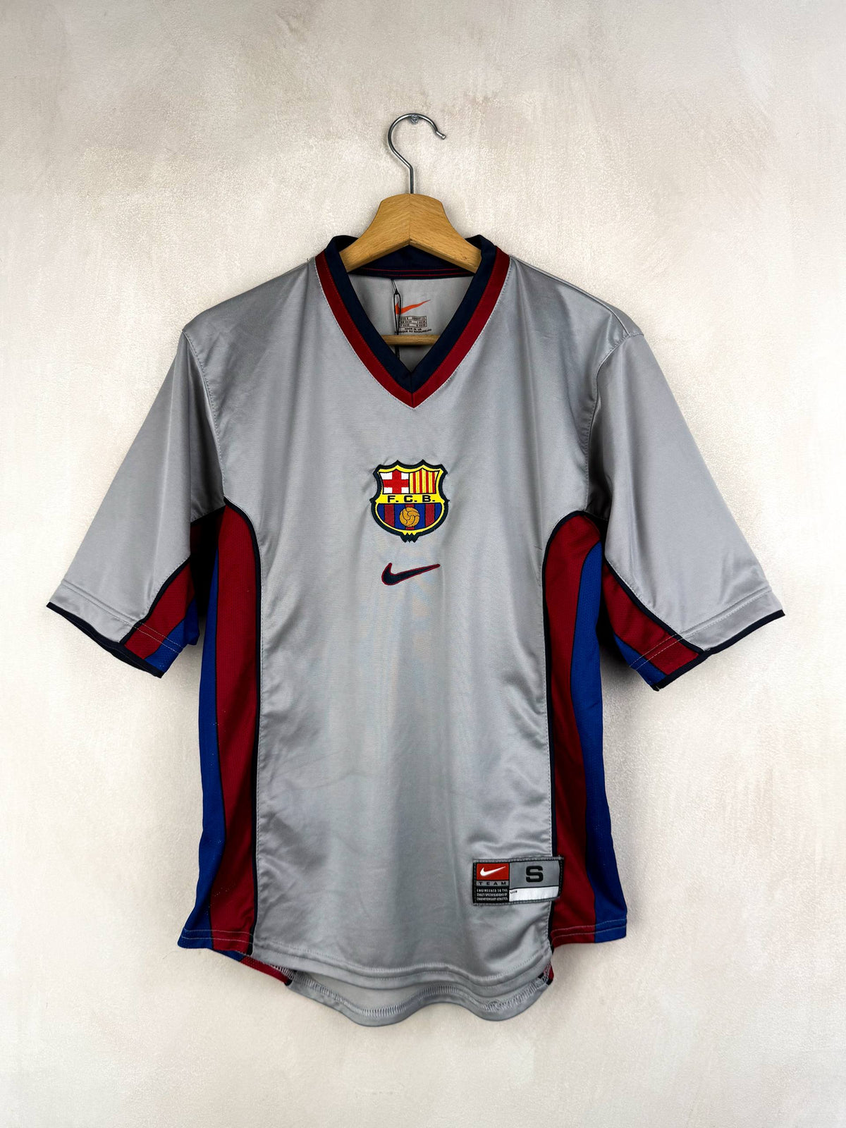 BARCELONA 1999/2001 AWAY SHIRT [S]