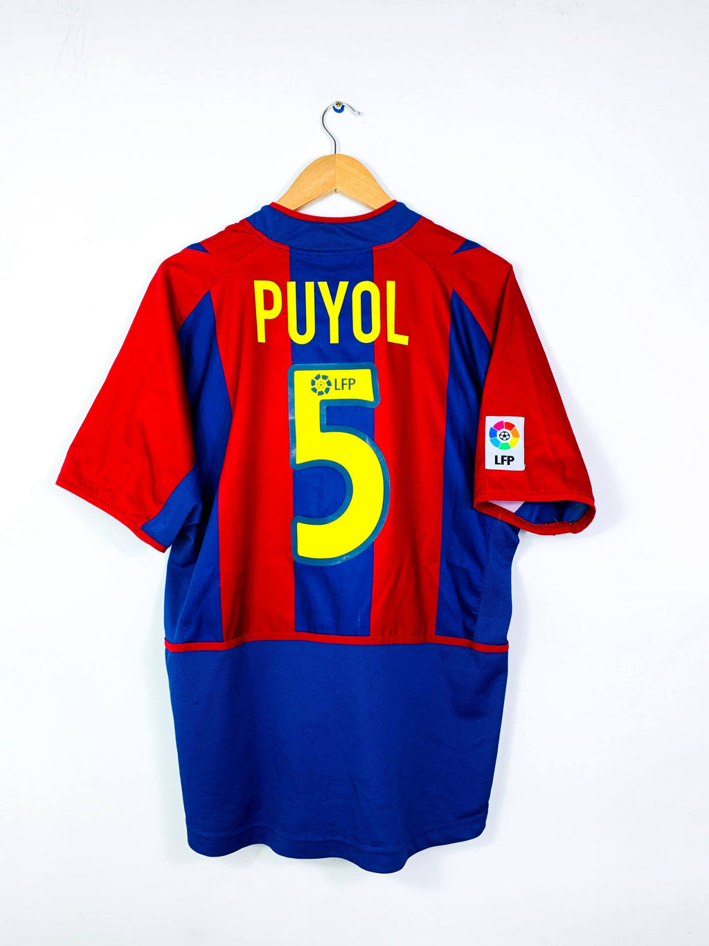 BARCELONA 2002/2003 HOME SHIRT #5 PUYOL [M]