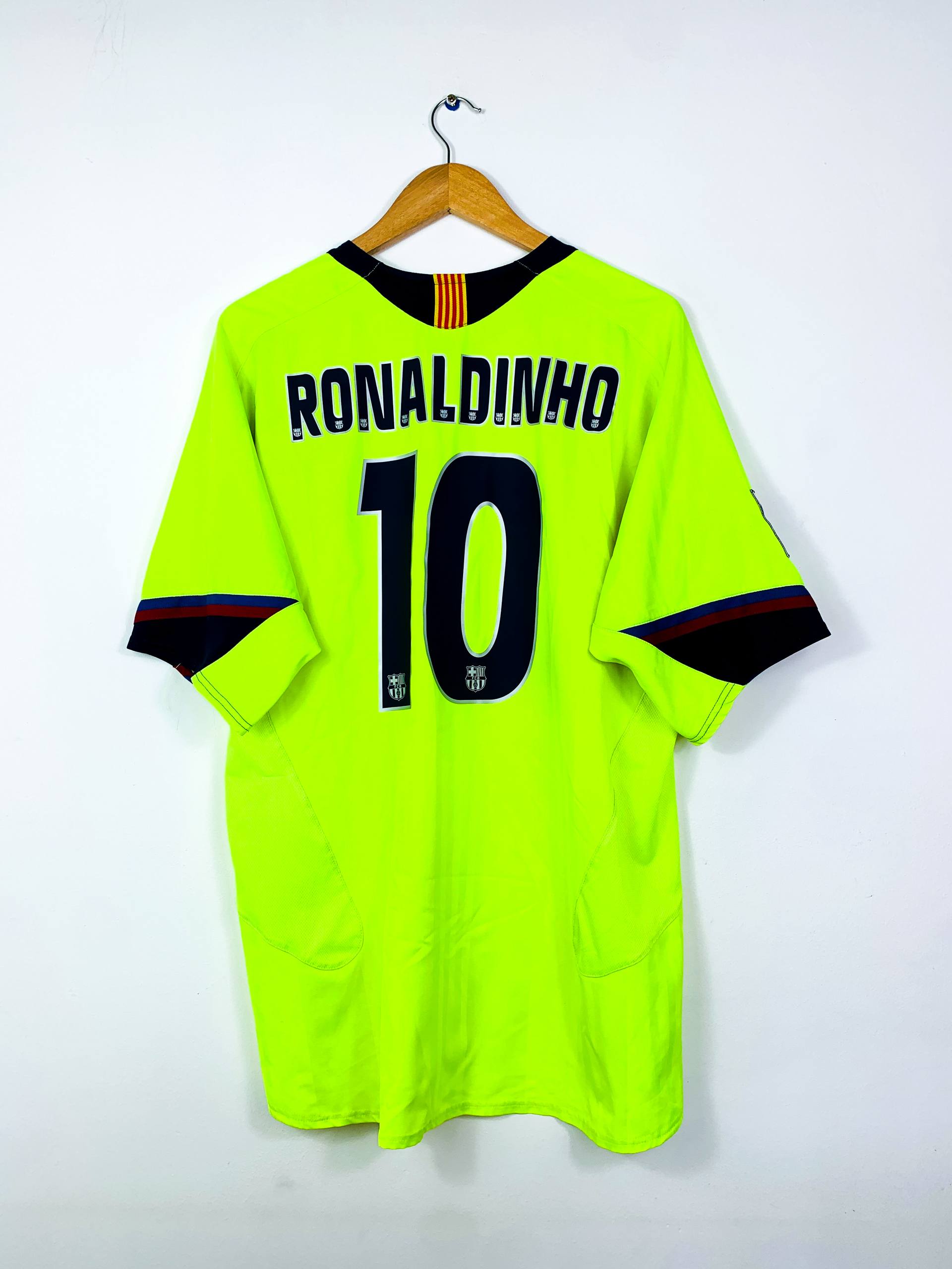 BARCELONA 2005/2006 AWAY SHIRT #10 RONALDINHO [XL]