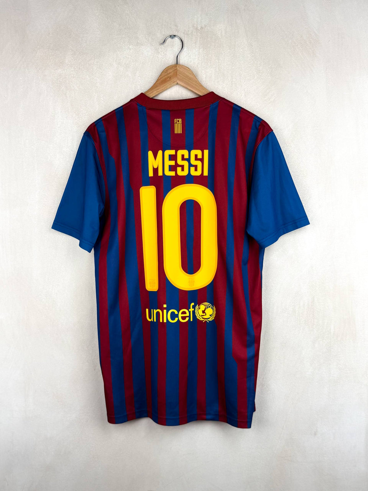 BARCELONA 2011/2012 *BASIC* HOME SHIRT #10 MESSI [M]