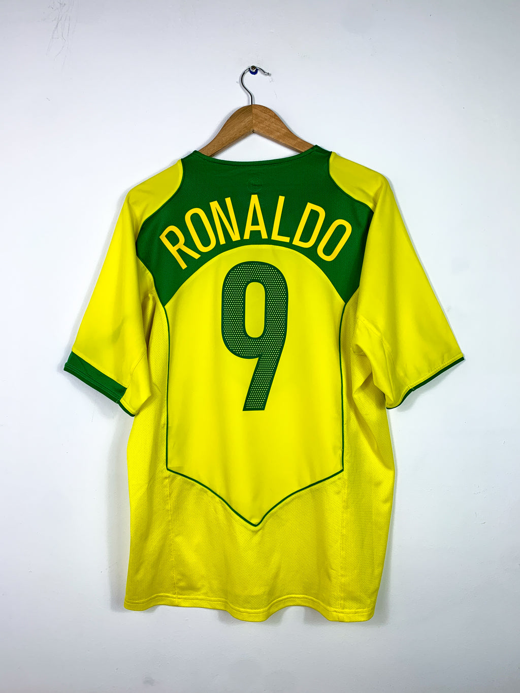 BRAZIL 2004/2006 HOME SHIRT #9 RONALDO [L]