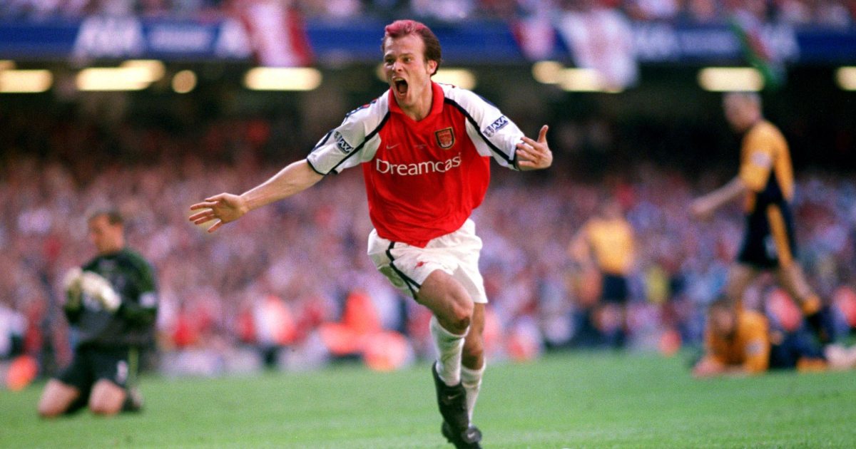 ARSENAL 2001 *FA CUP FINAL* HOME SHIRT #8 LJUNGBERG