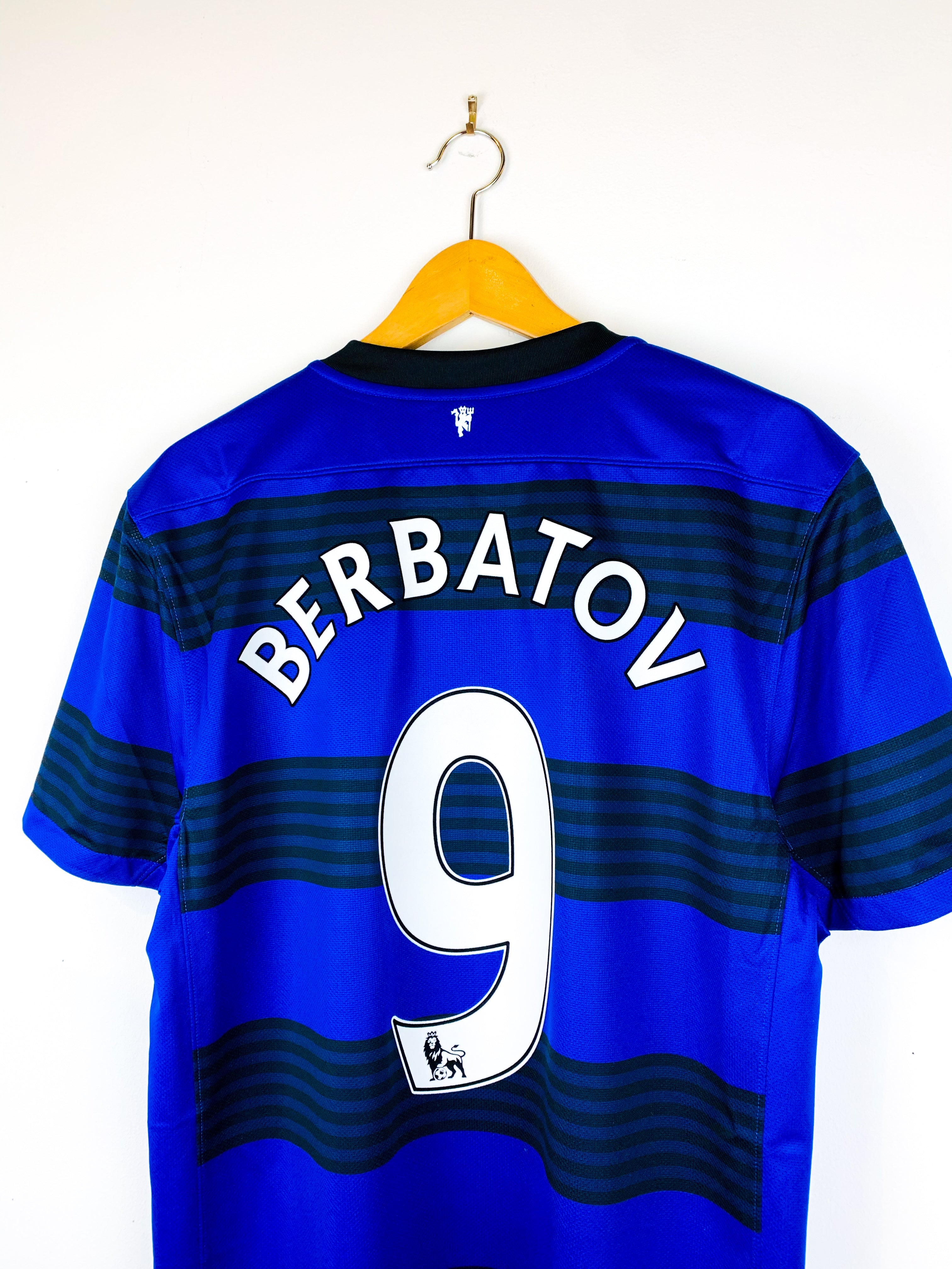 MANCHESTER UNITED 2011/2012 AWAY SHIRT #9 BERBATOV [BNWT]