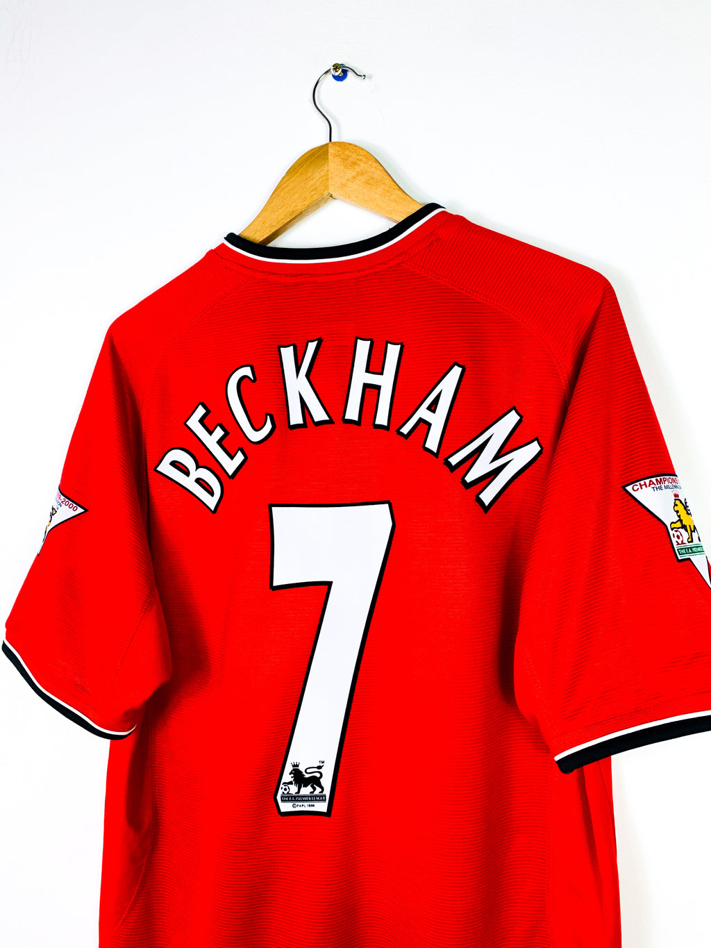 MANCHESTER UNITED 2000/2002 HOME SHIRT #7 BECKHAM [L]