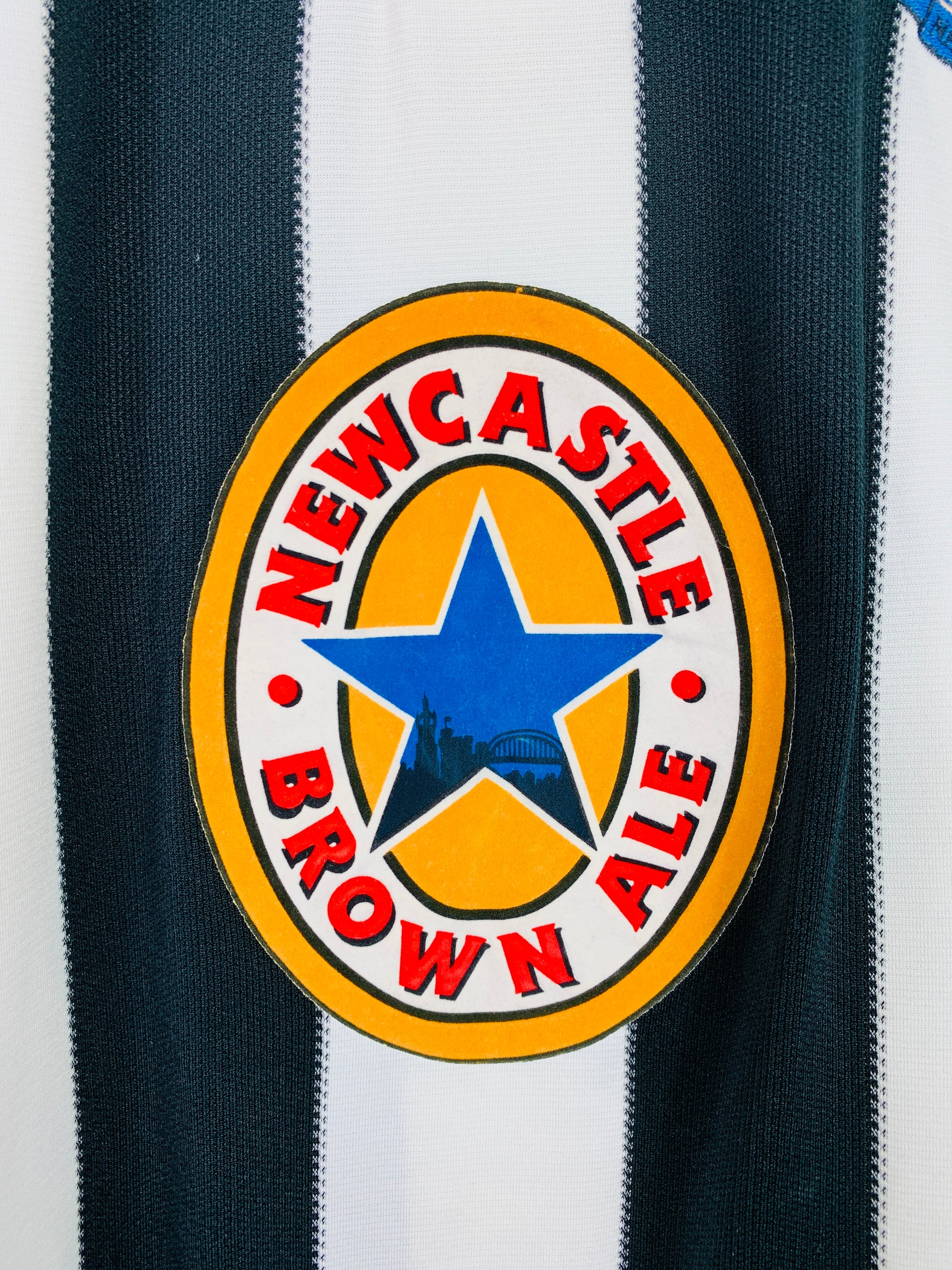 NEWCASTLE UNITED 1995/1997 HOME SHIRT #9 SHEARER [L]