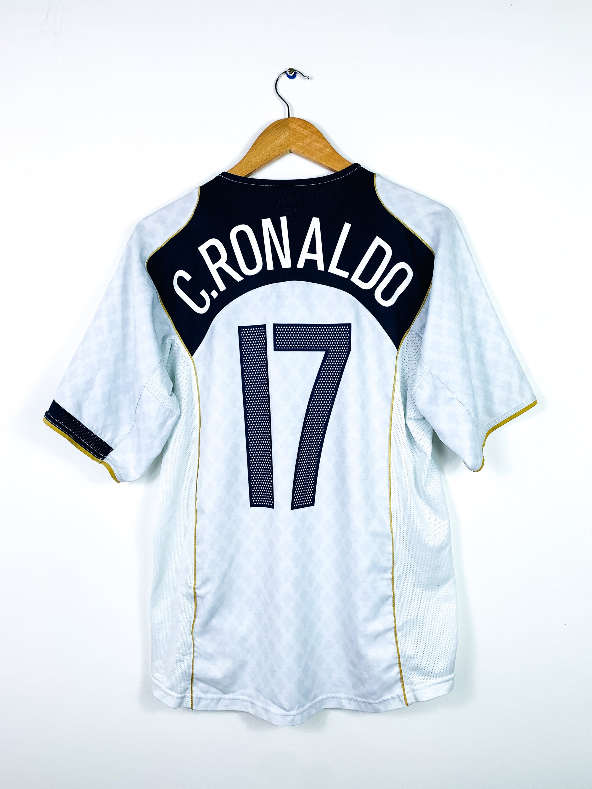 PORTUGAL 2004/2006 AWAY SHIRT #17 C.RONALDO
