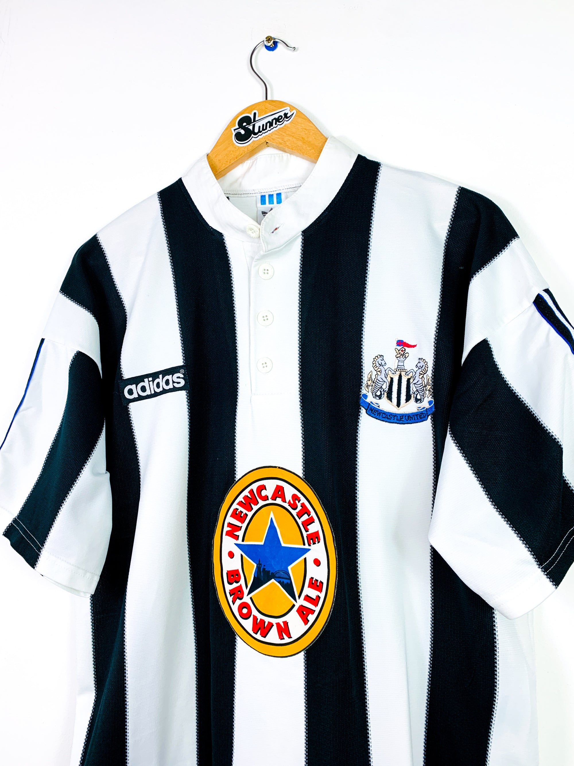 NEWCASTLE UNITED 1995/1997 HOME SHIRT #9 SHEARER [L]