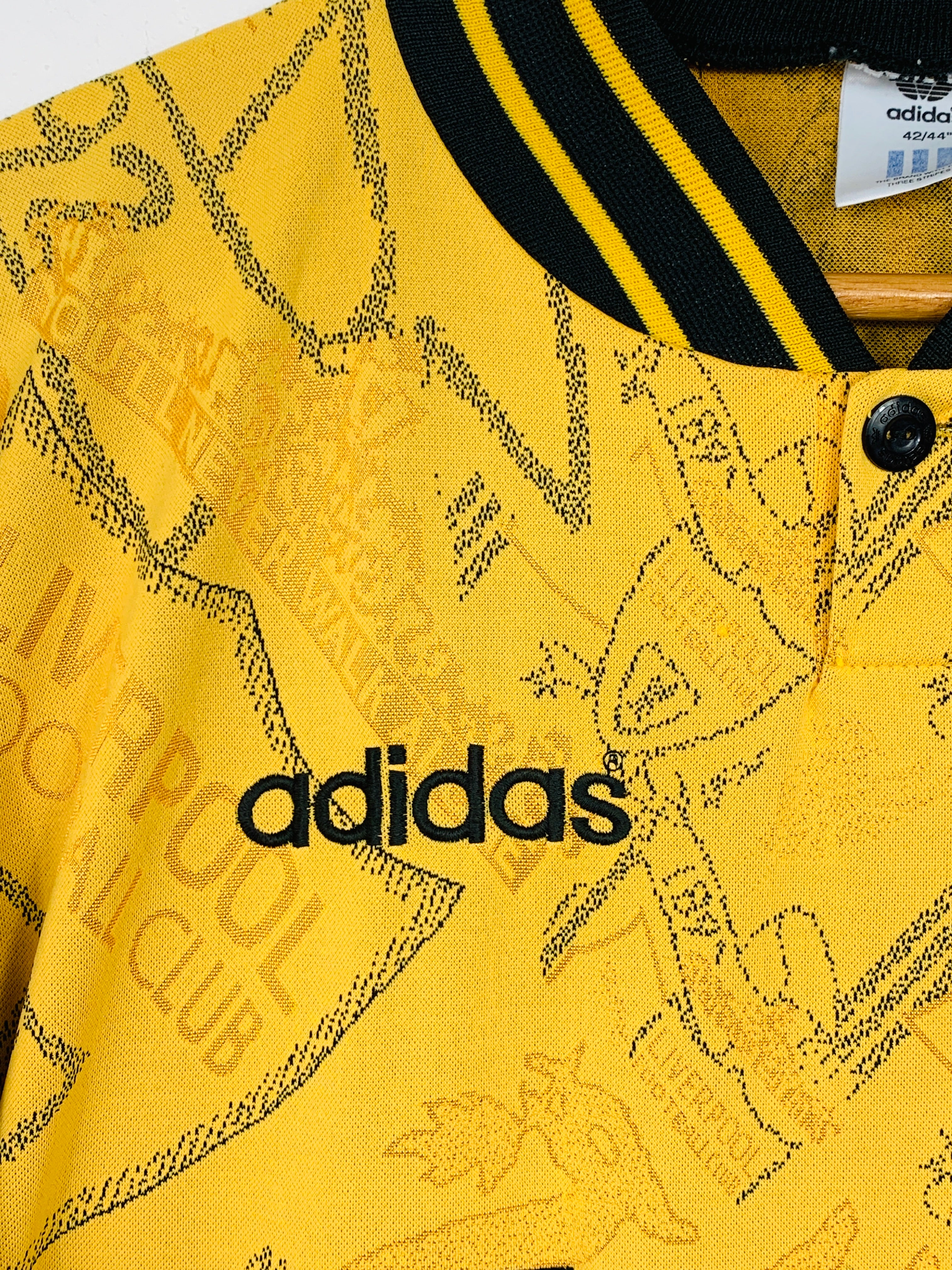 LIVERPOOL 1994/1996 THIRD SHIRT #9 RUSH