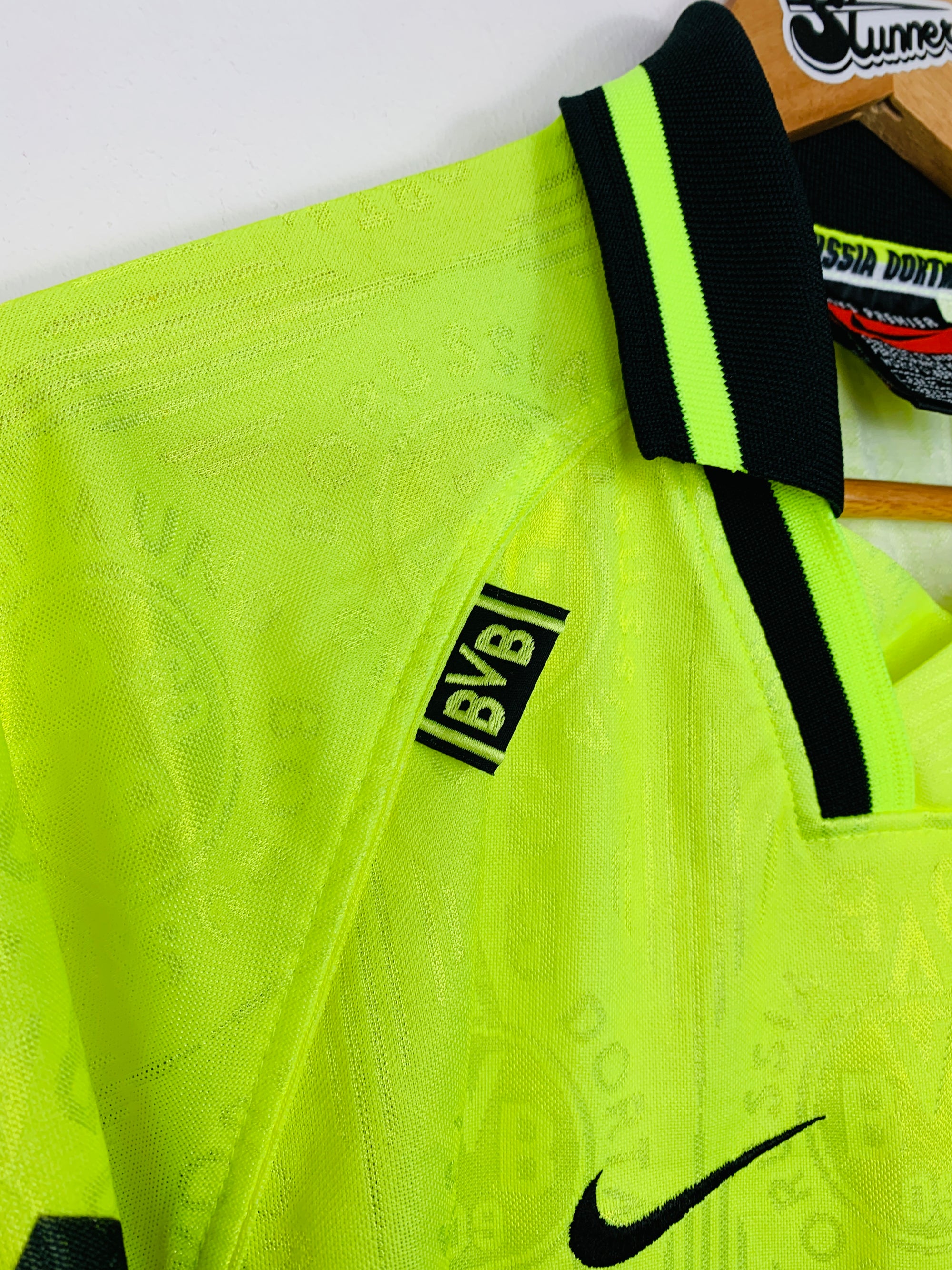 BORUSSIA DORTMUND 1996/1997 HOME SHIRT