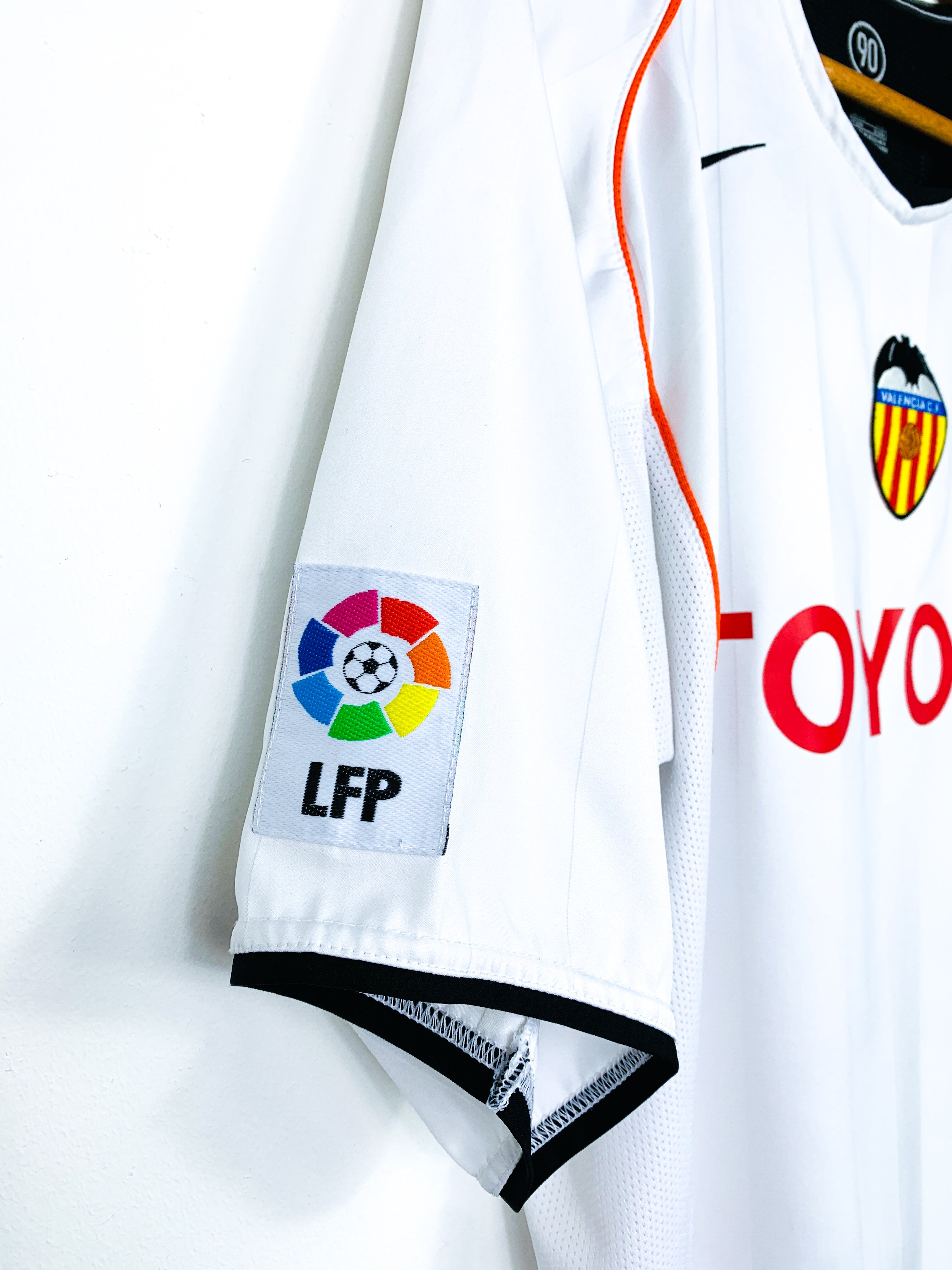 VALENCIA 2004/2005 HOME SHIRT #21 AIMAR
