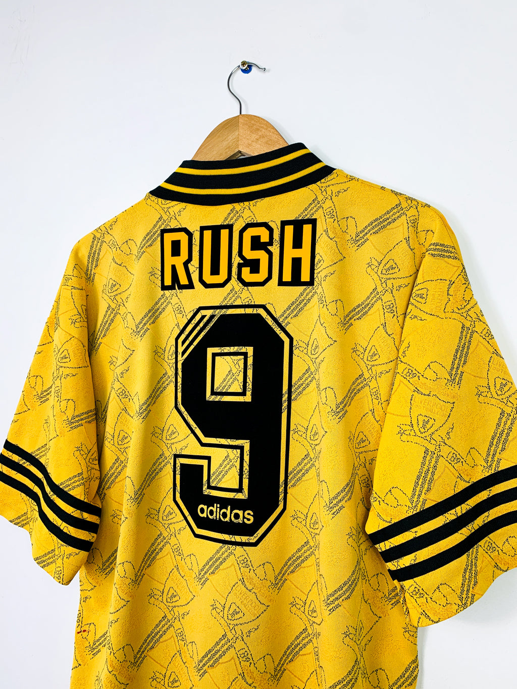 LIVERPOOL 1994/1996 THIRD SHIRT #9 RUSH