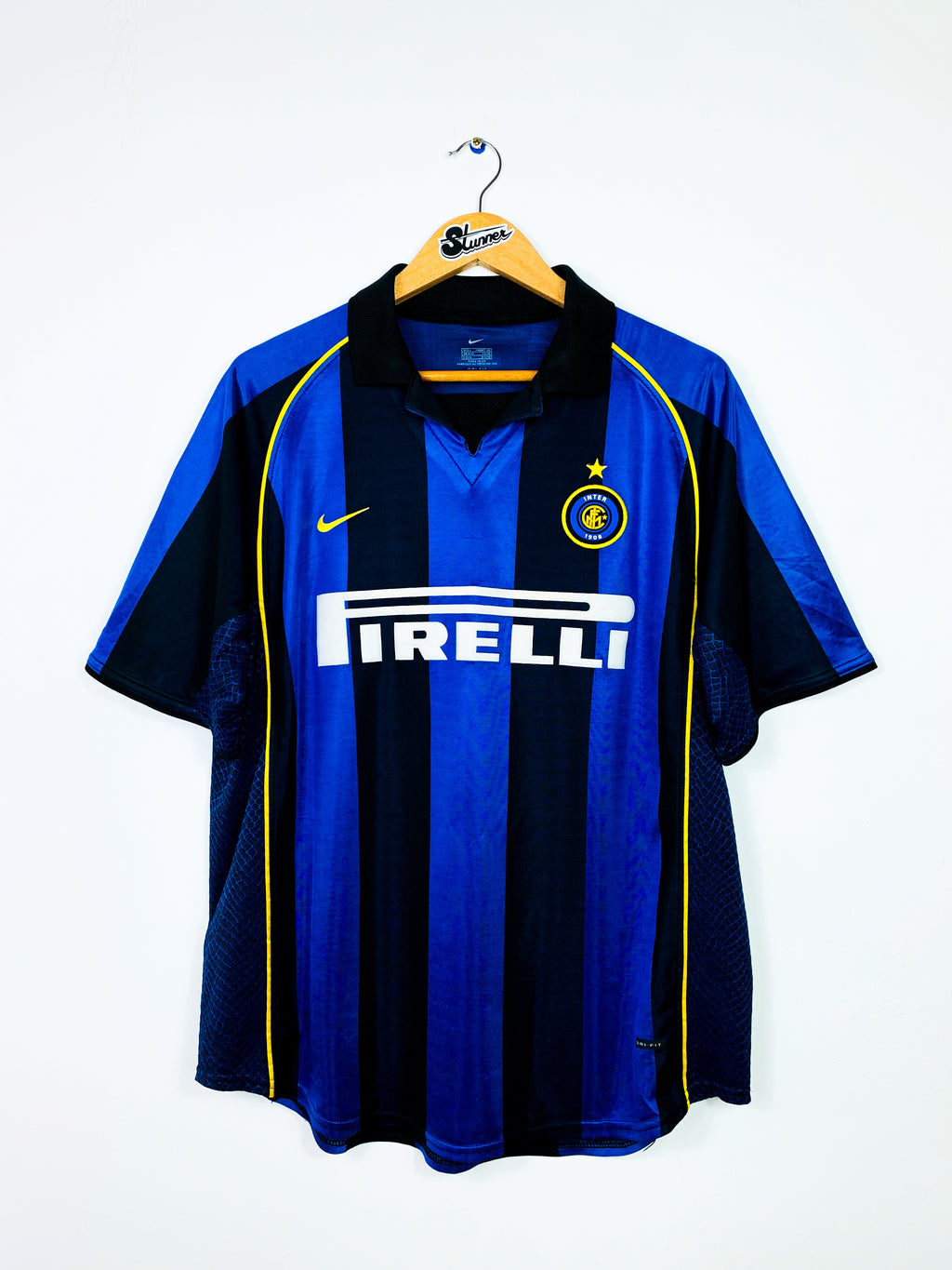 INTER MILAN 2001/2002 HOME SHIRT #9 RONALDO