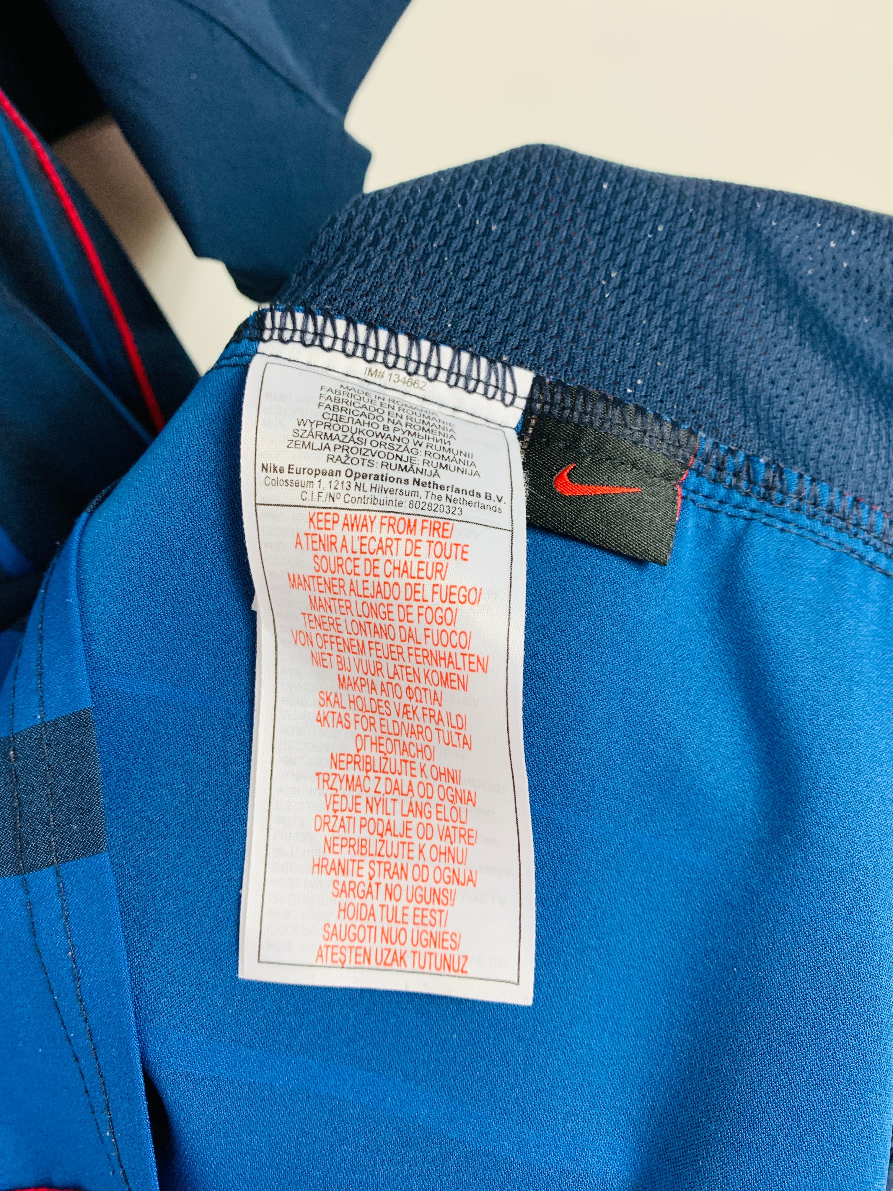 BARCELONA 2004/2005 AWAY SHIRT #10 RONALDINHO