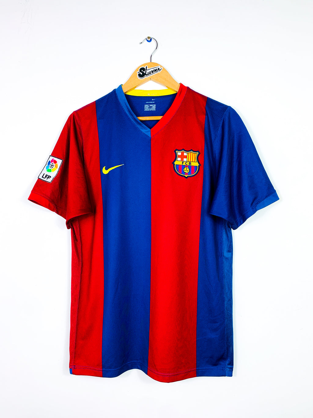BARCELONA 2006/2007 HOME SHIRT #19 MESSI
