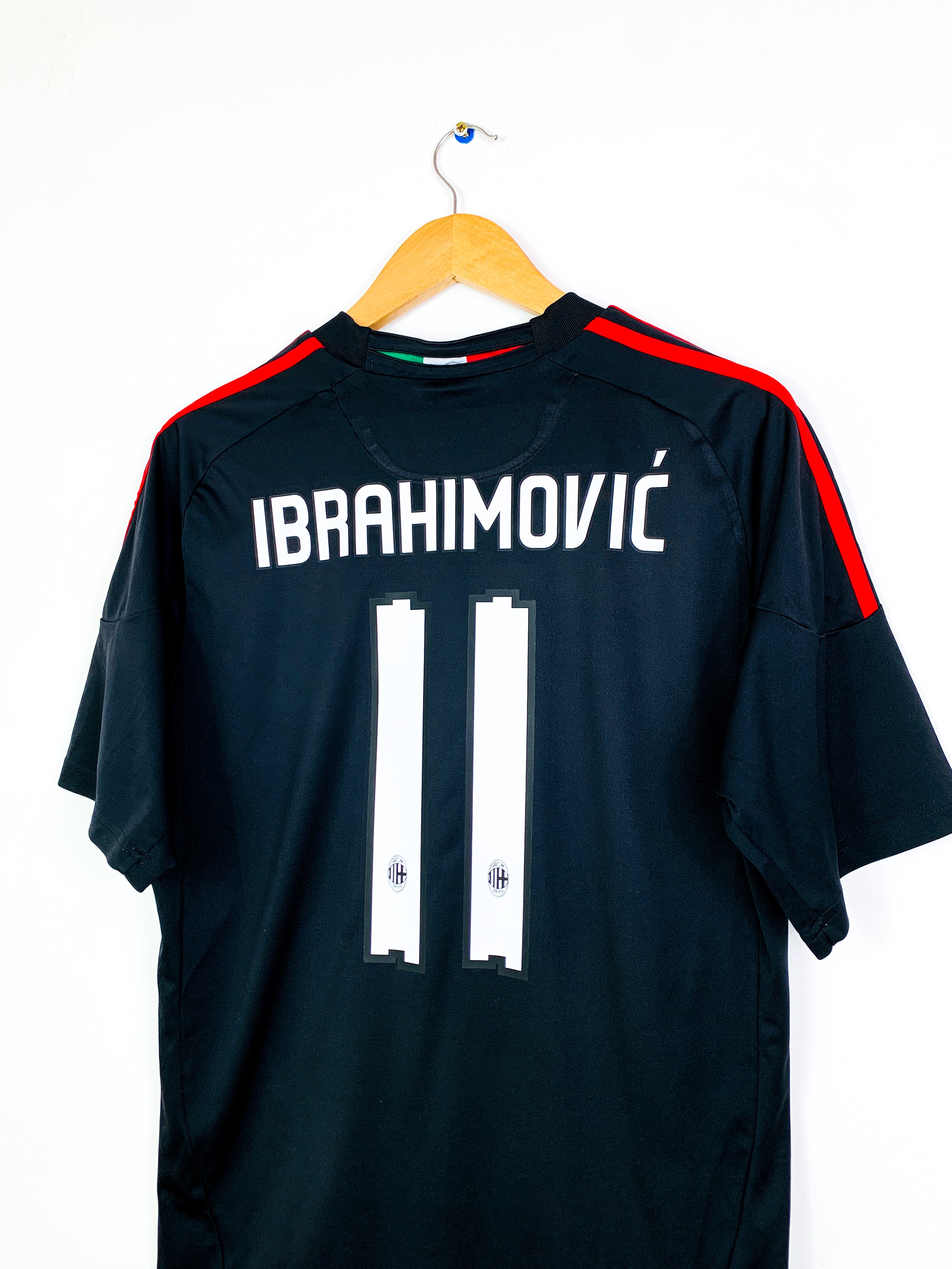AC MILAN 2010/2011 THIRD SHIRT #11 IBRAHIMOVIC – Stunner
