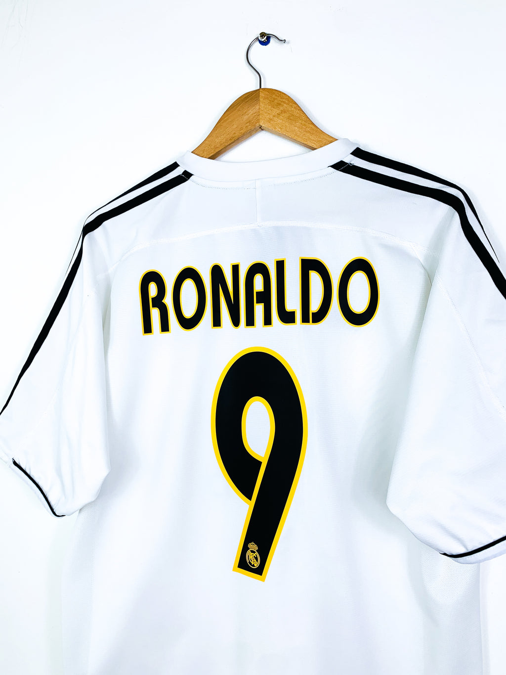 REAL MADRID 2003/2004 HOME SHIRT #9 RONALDO