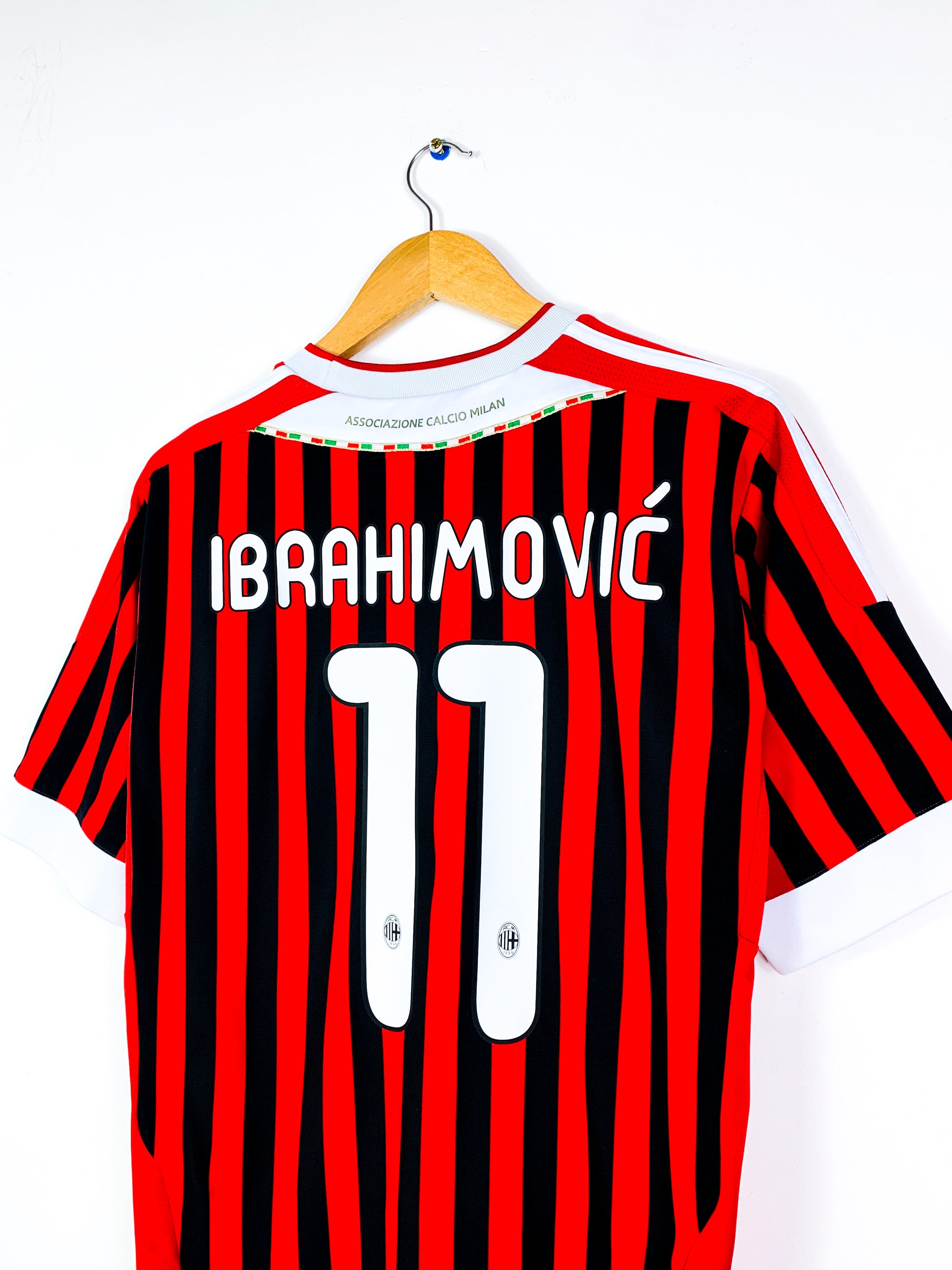 AC MILAN 2011/2012 HOME SHIRT #11 IBRAHIMOVIC