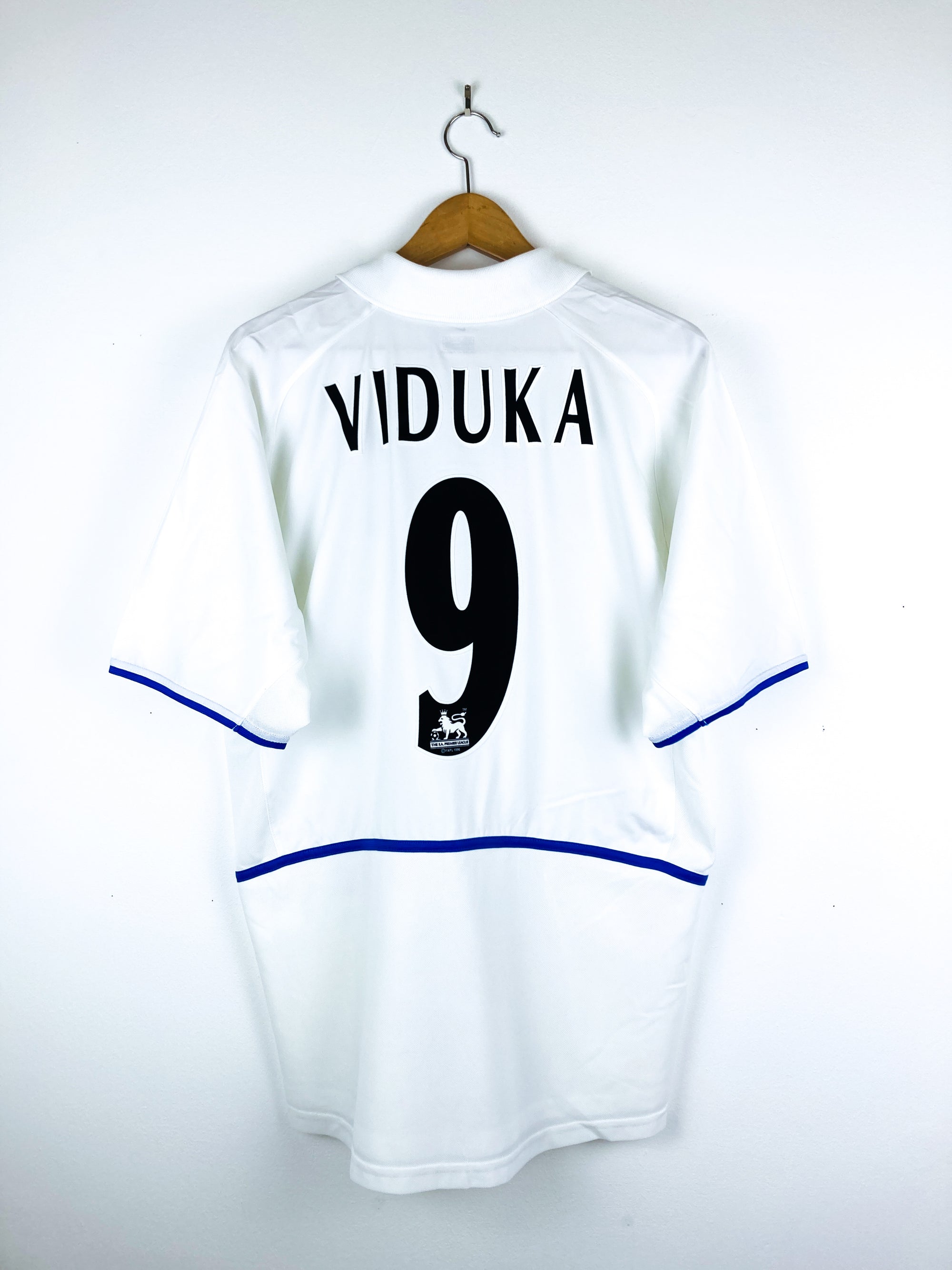 LEEDS UNITED 2002/2003 HOME SHIRT #9 VIDUKA