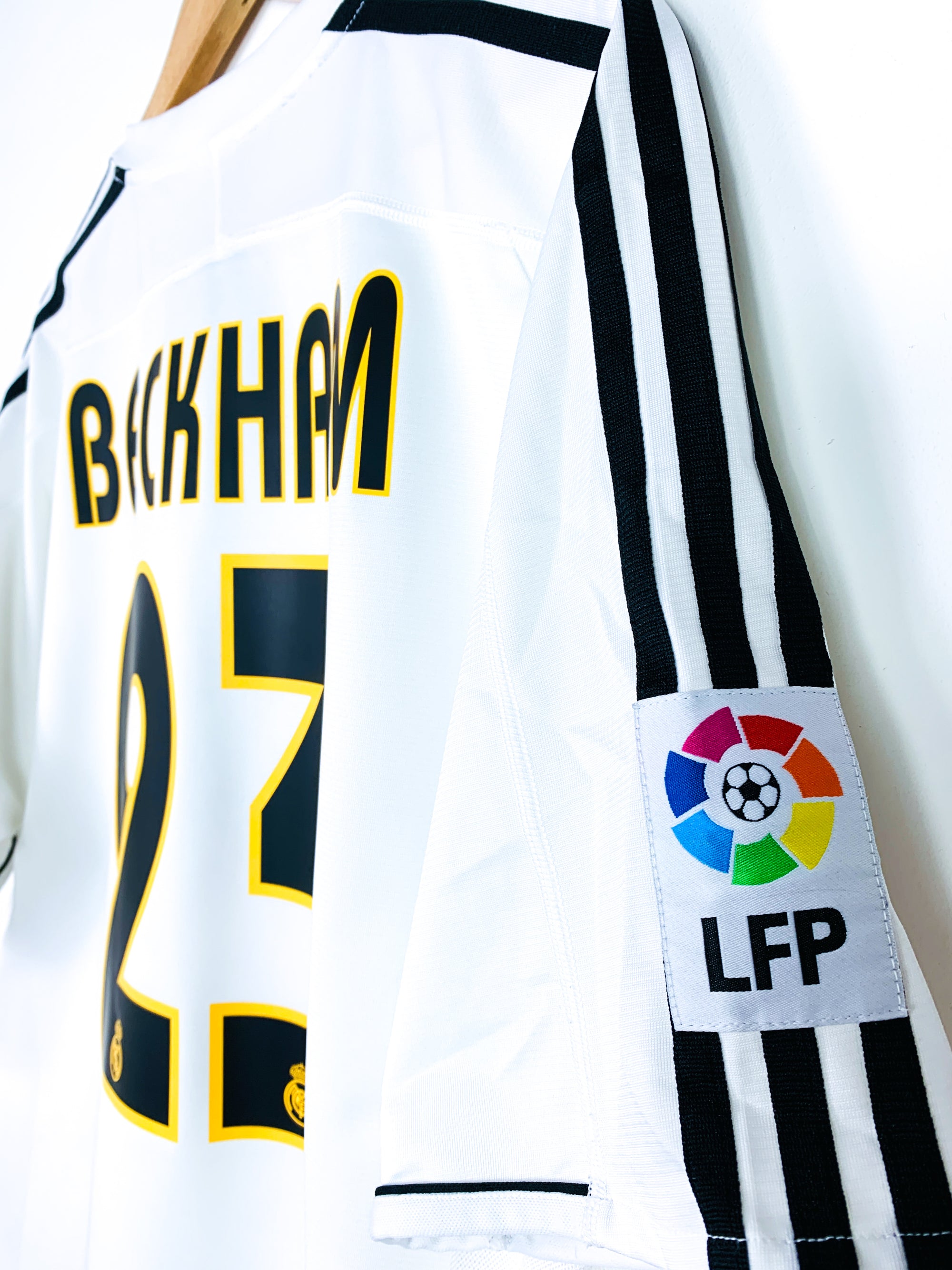 REAL MADRID 2003/2004 HOME SHIRT #23 BECKHAM