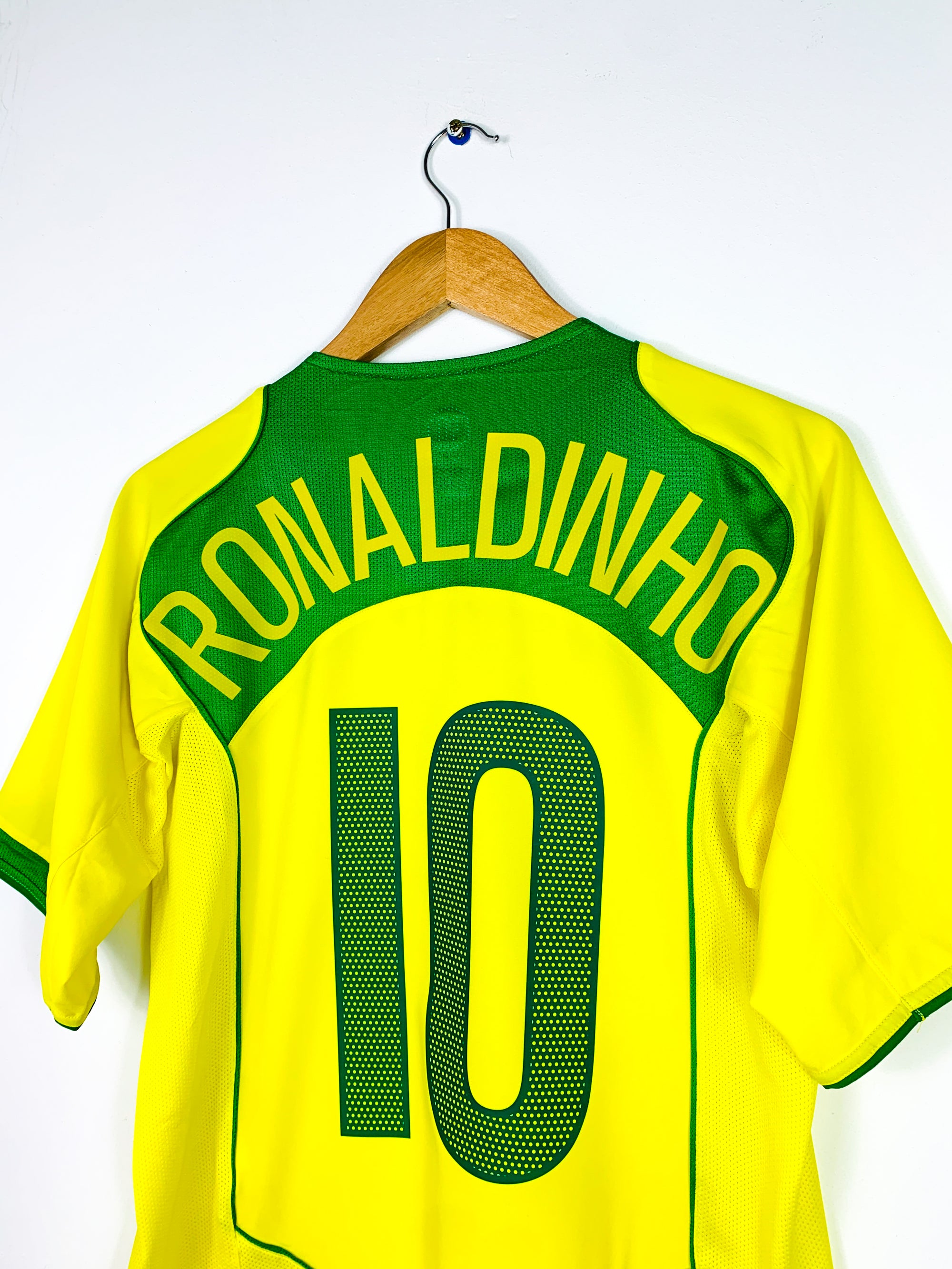 BRAZIL 2004/2006 HOME SHIRT #10 RONALDINHO