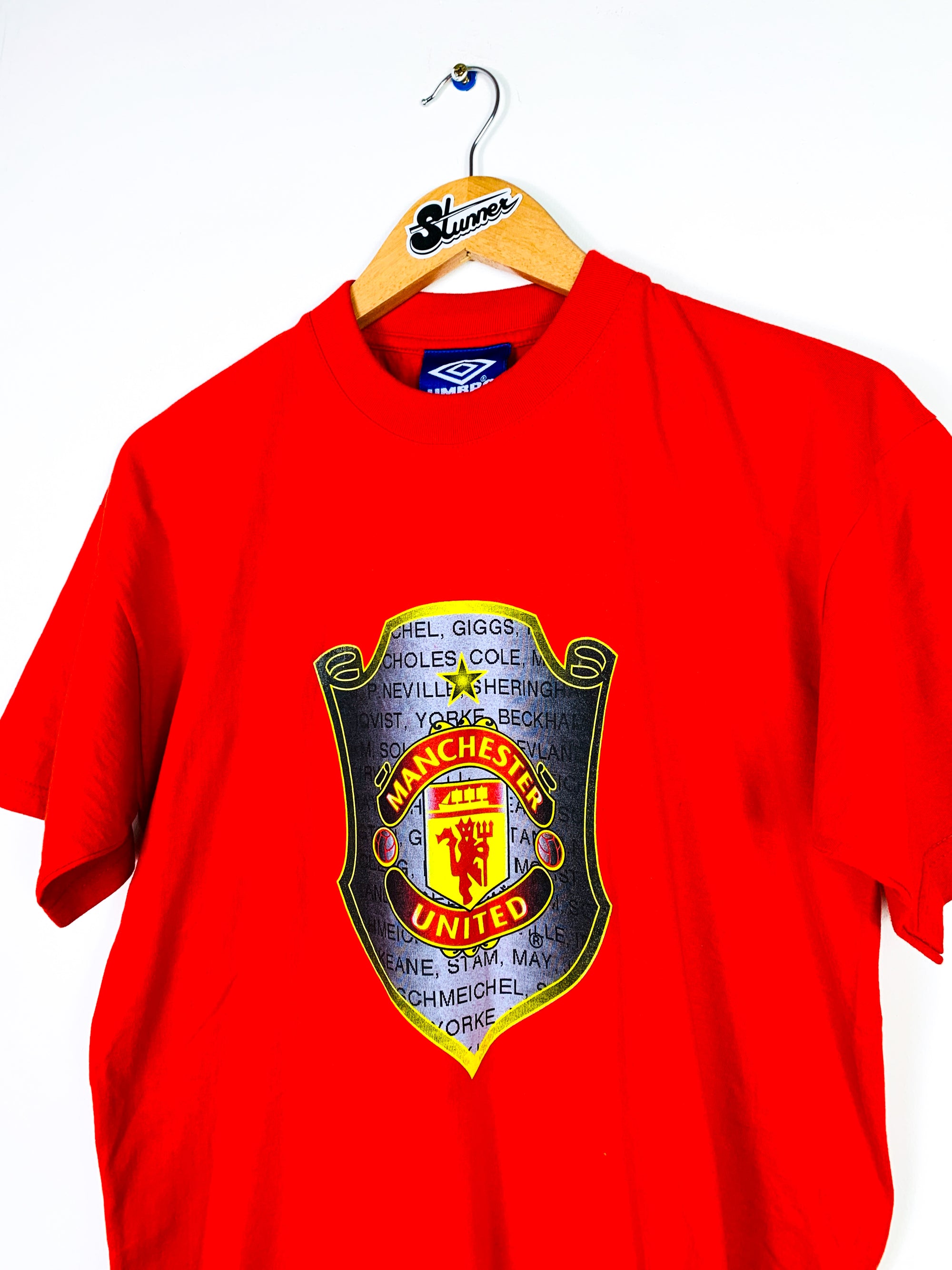 MANCHESTER UNITED 1998/1999 'FINALE' GRAPHIC TEE