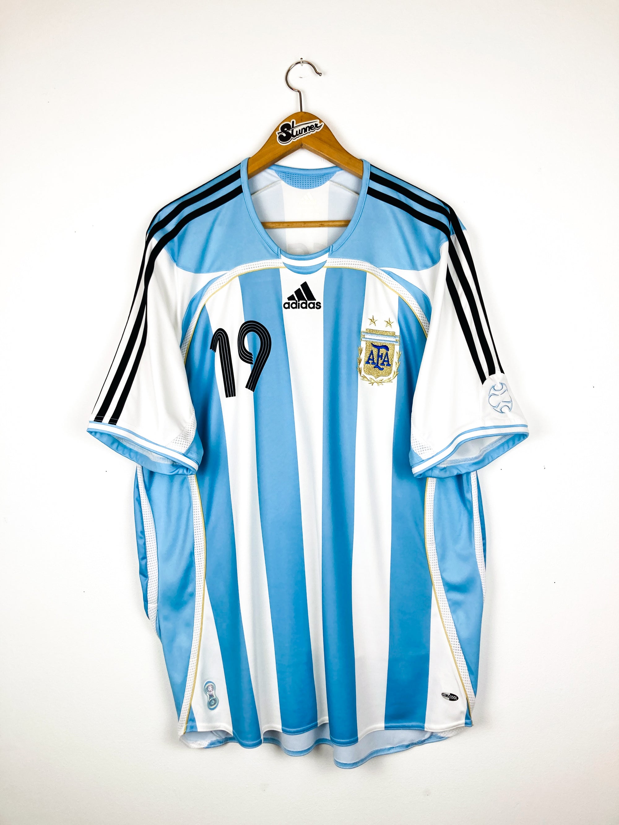 ARGENTINA 2005/2007 HOME SHIRT #19 MESSI