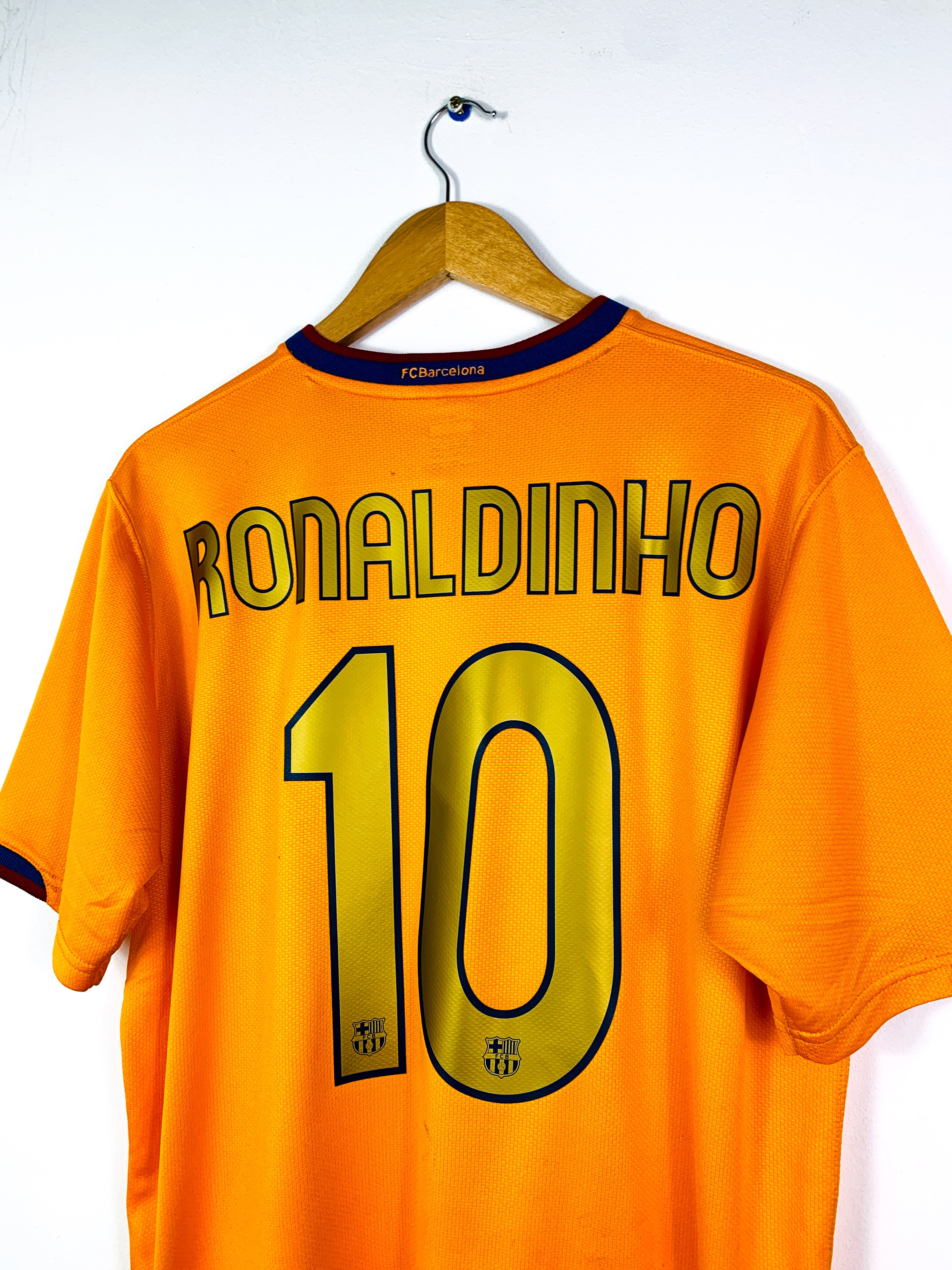 BARCELONA 2006/2007 AWAY SHIRT #10 RONALDINHO