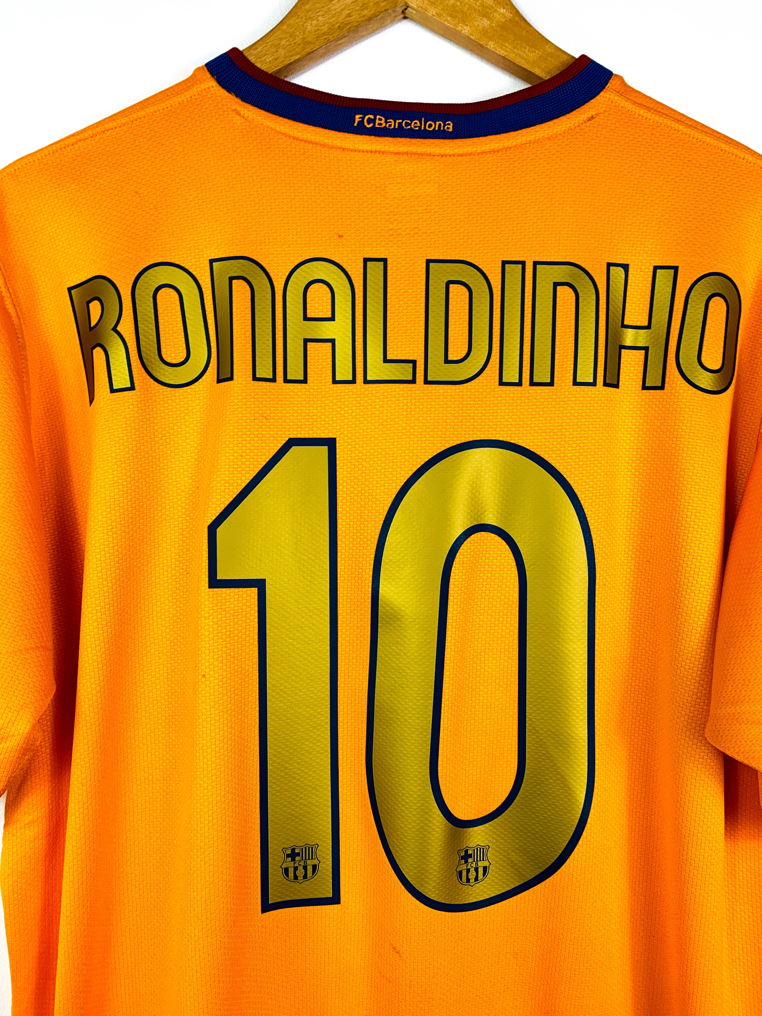 BARCELONA 2006/2007 AWAY SHIRT #10 RONALDINHO