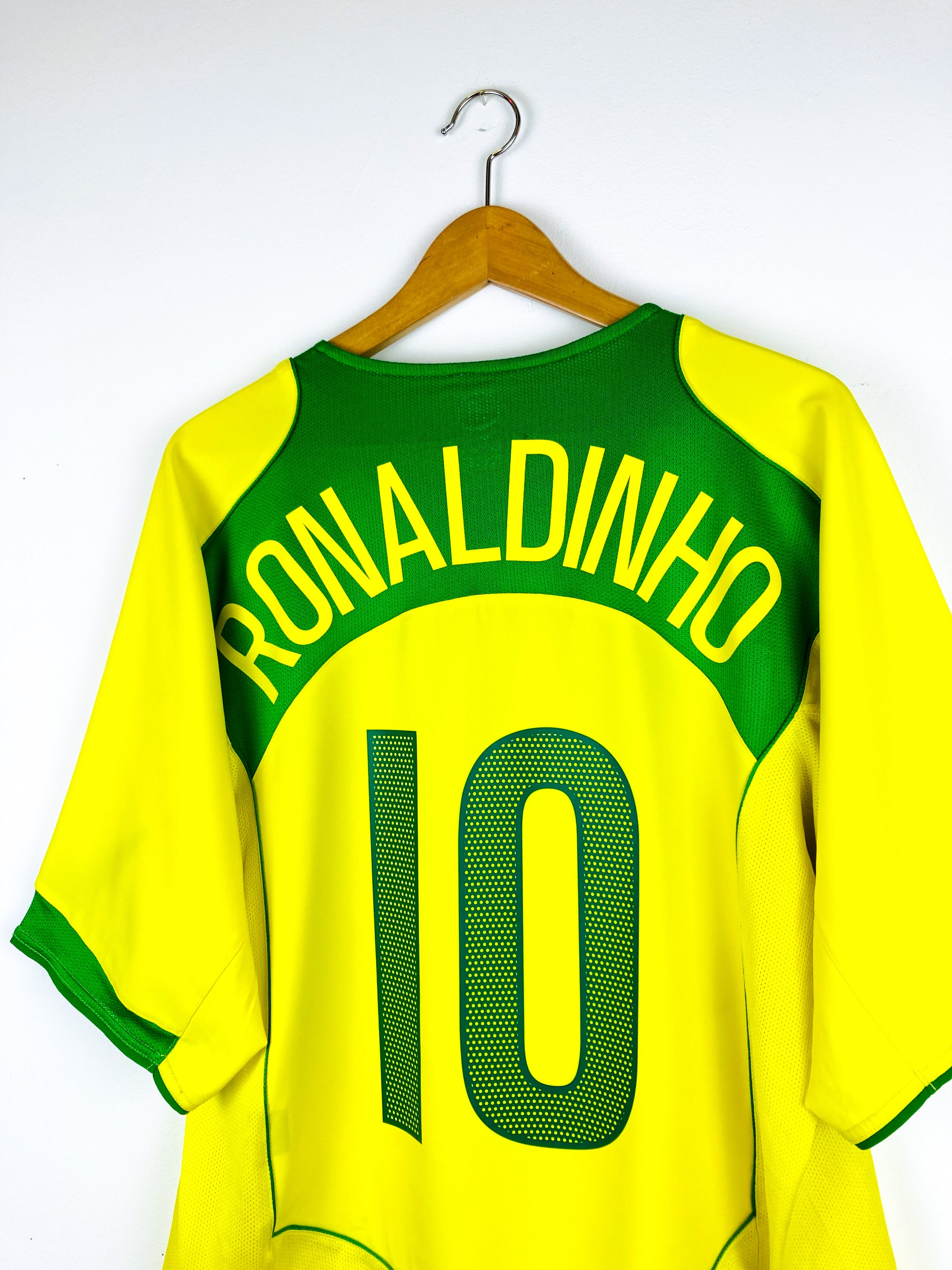 BRAZIL 2004/2006 HOME SHIRT #10 RONALDINHO