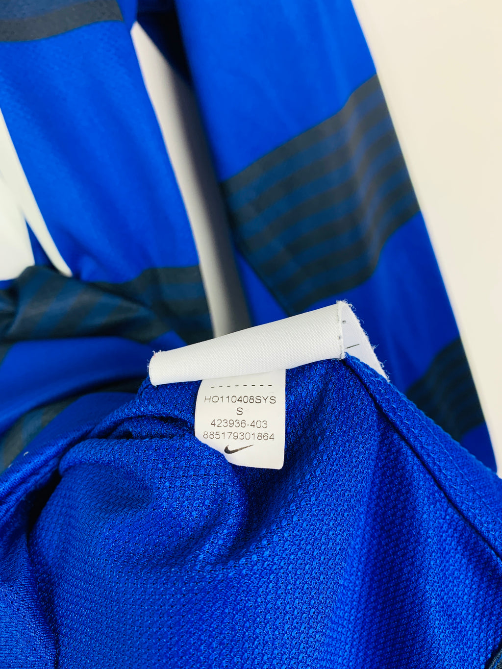 MANCHESTER UNITED 2011/2012 AWAY SHIRT #9 BERBATOV L/S [S/M]