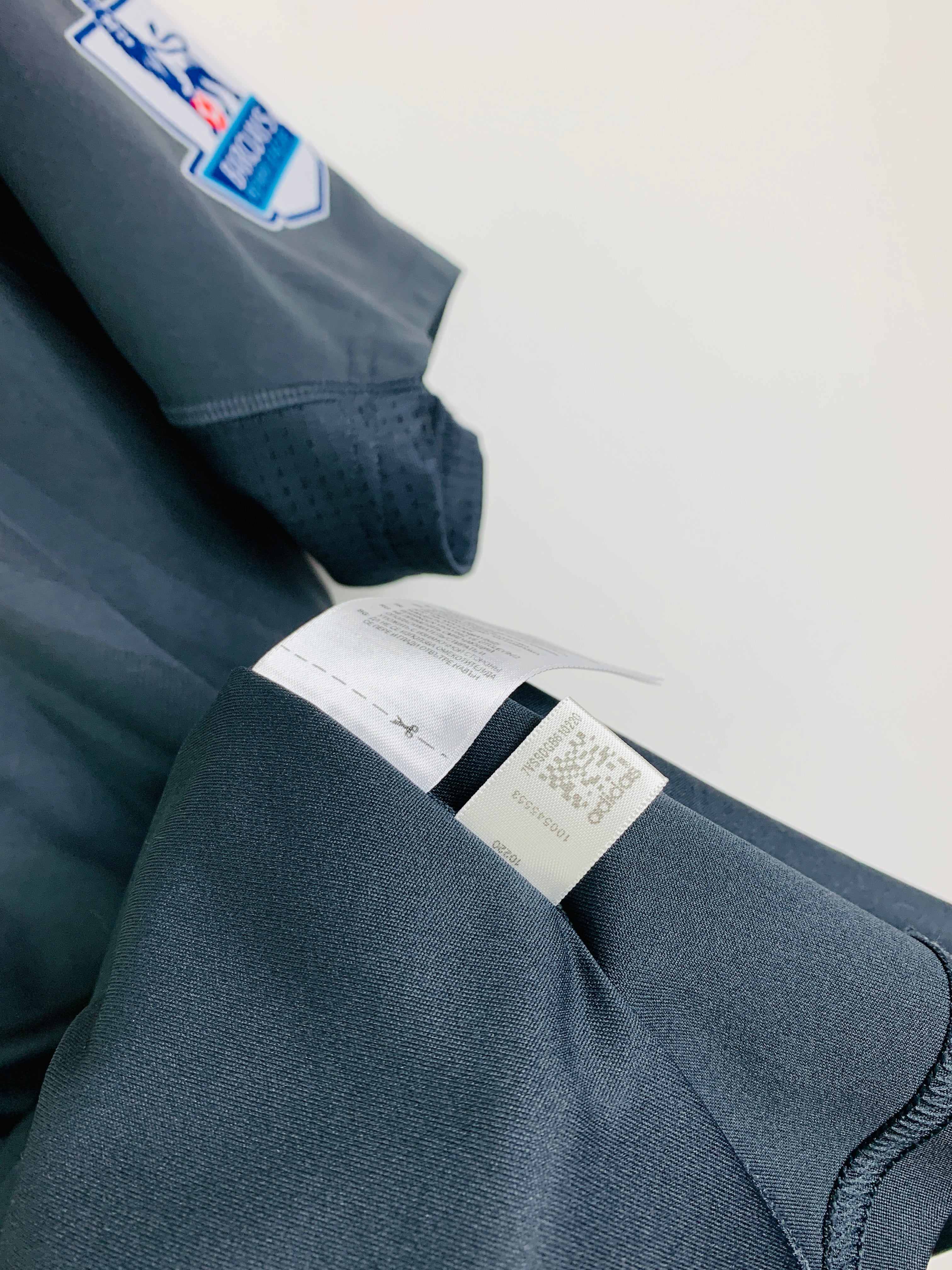 LIVERPOOL 2009/2010 AWAY SHIRT #9 TORRES [L]