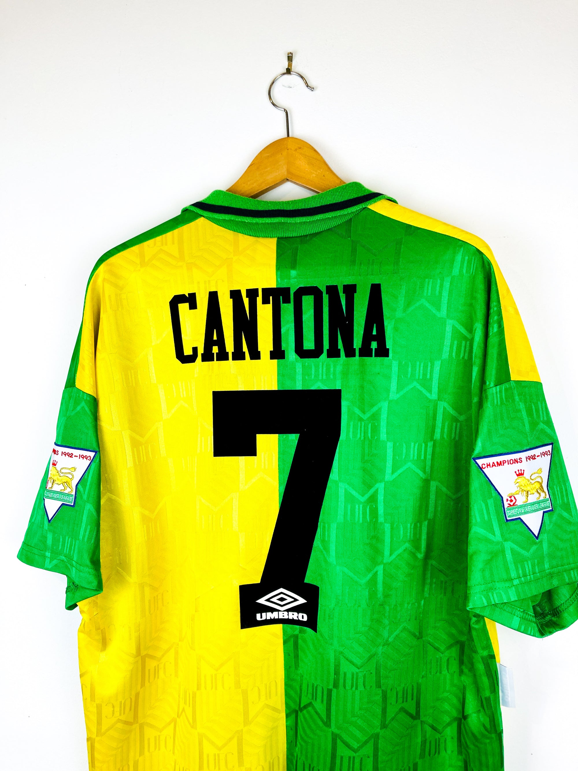 MANCHESTER UNITED 1992/1994 THIRD SHIRT #7 CANTONA